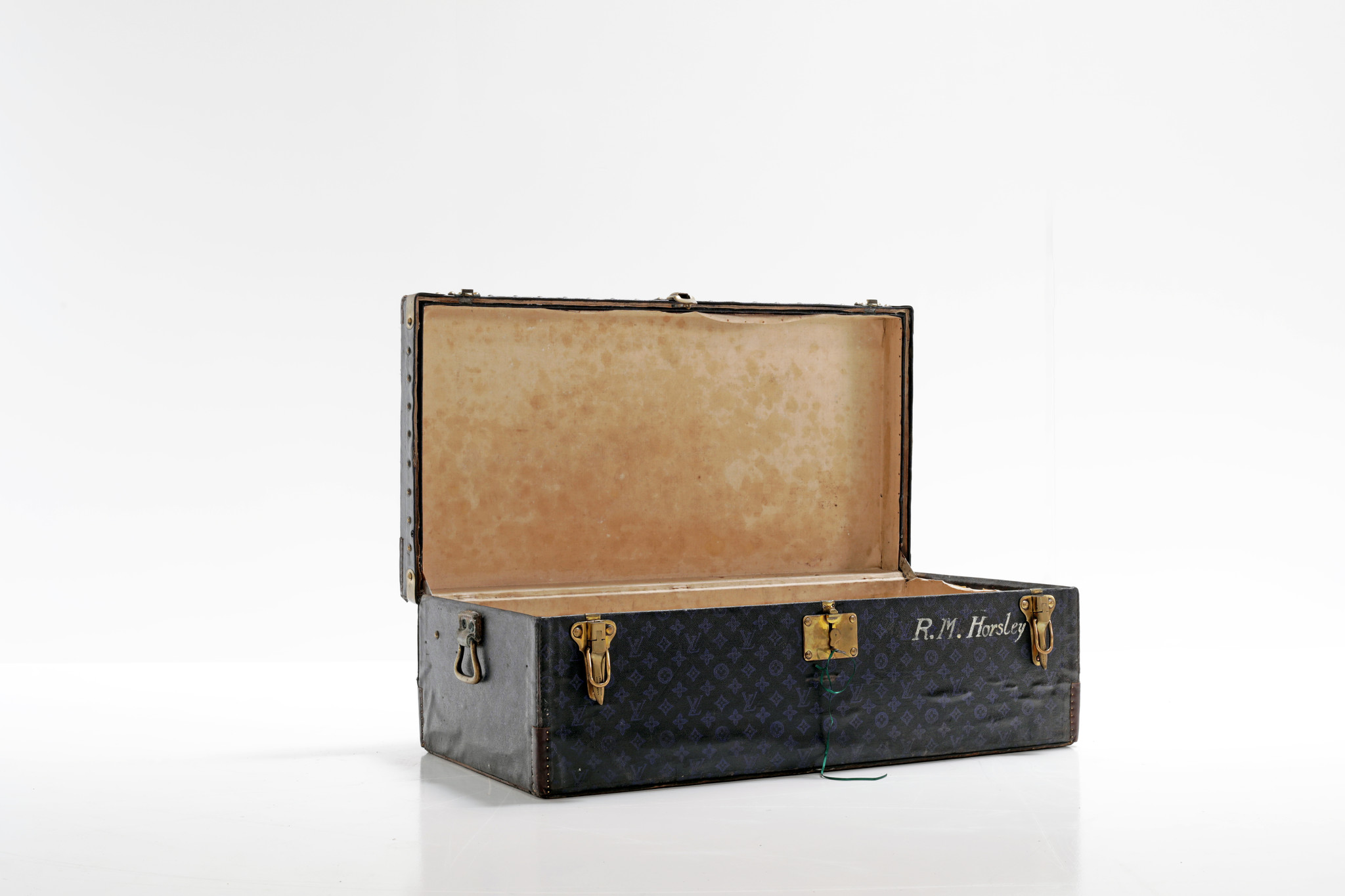 Louis Vuitton cartrunk blue, 1915 - THE HOUSE OF WAUW