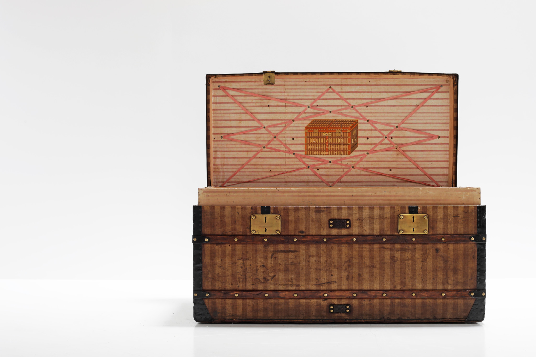 Vintage large antiques Louis Vuitton suitcase - THE HOUSE OF WAUW