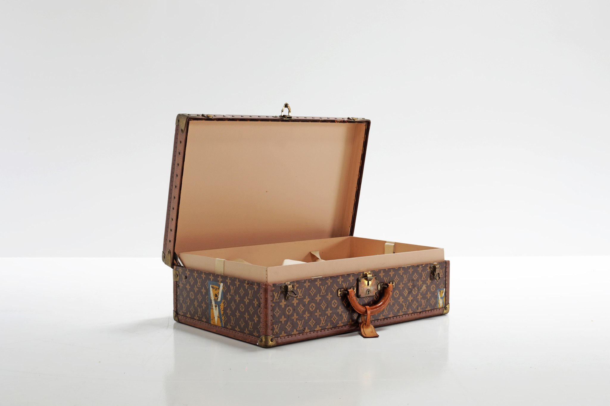 Louis Vuitton suitcase 1950 - THE HOUSE OF WAUW