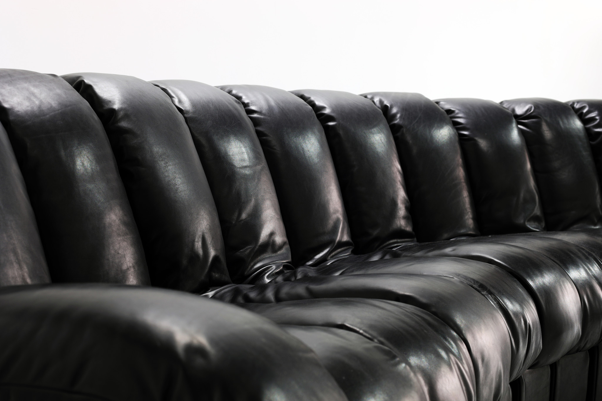 The iconic "Snake sofa" De Sede DS600