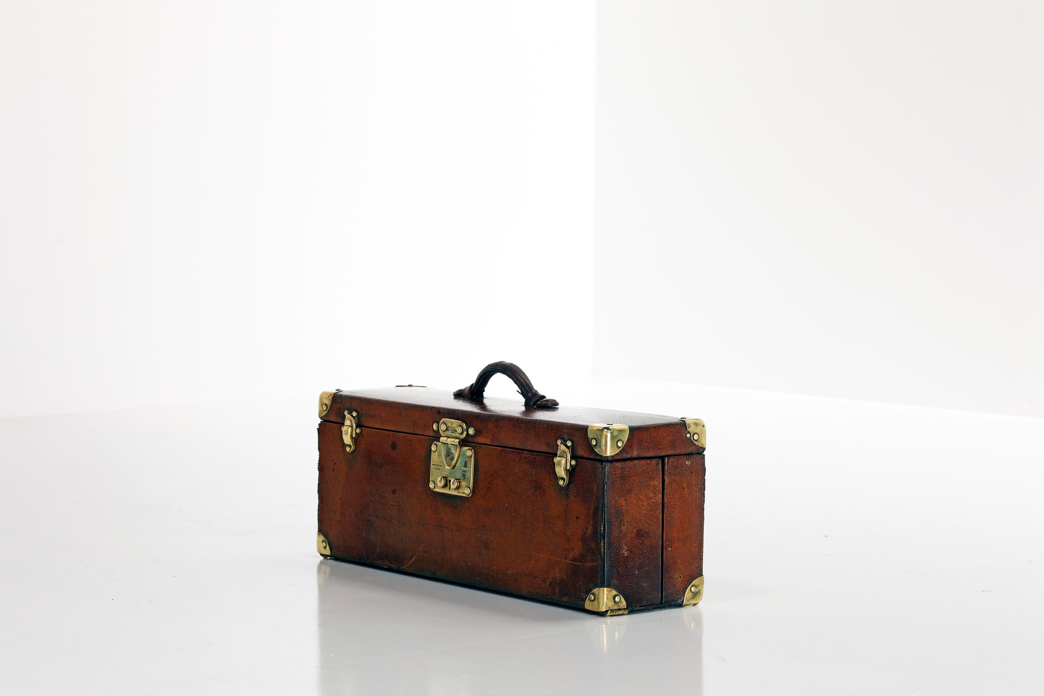 Louis Vuitton "Marthe Chenal Toiletries kit", 1926