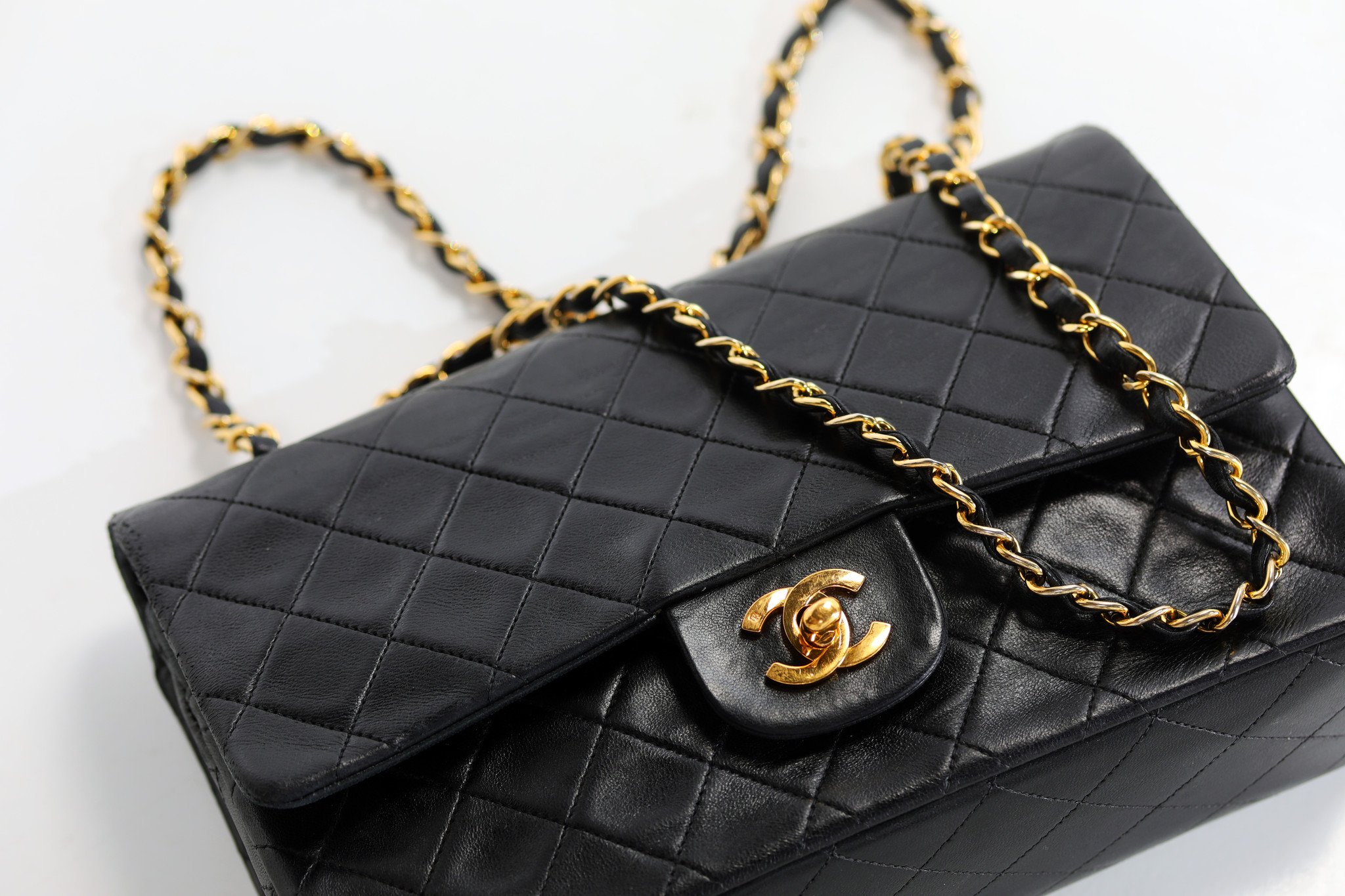 Vintage Chanel medium double flap bag