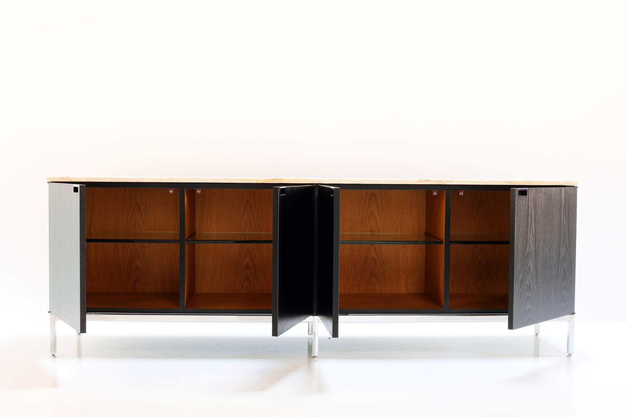 KNOLL CREDENZA ONTWORPEN DOOR FLORENCE KNOLL, 1961