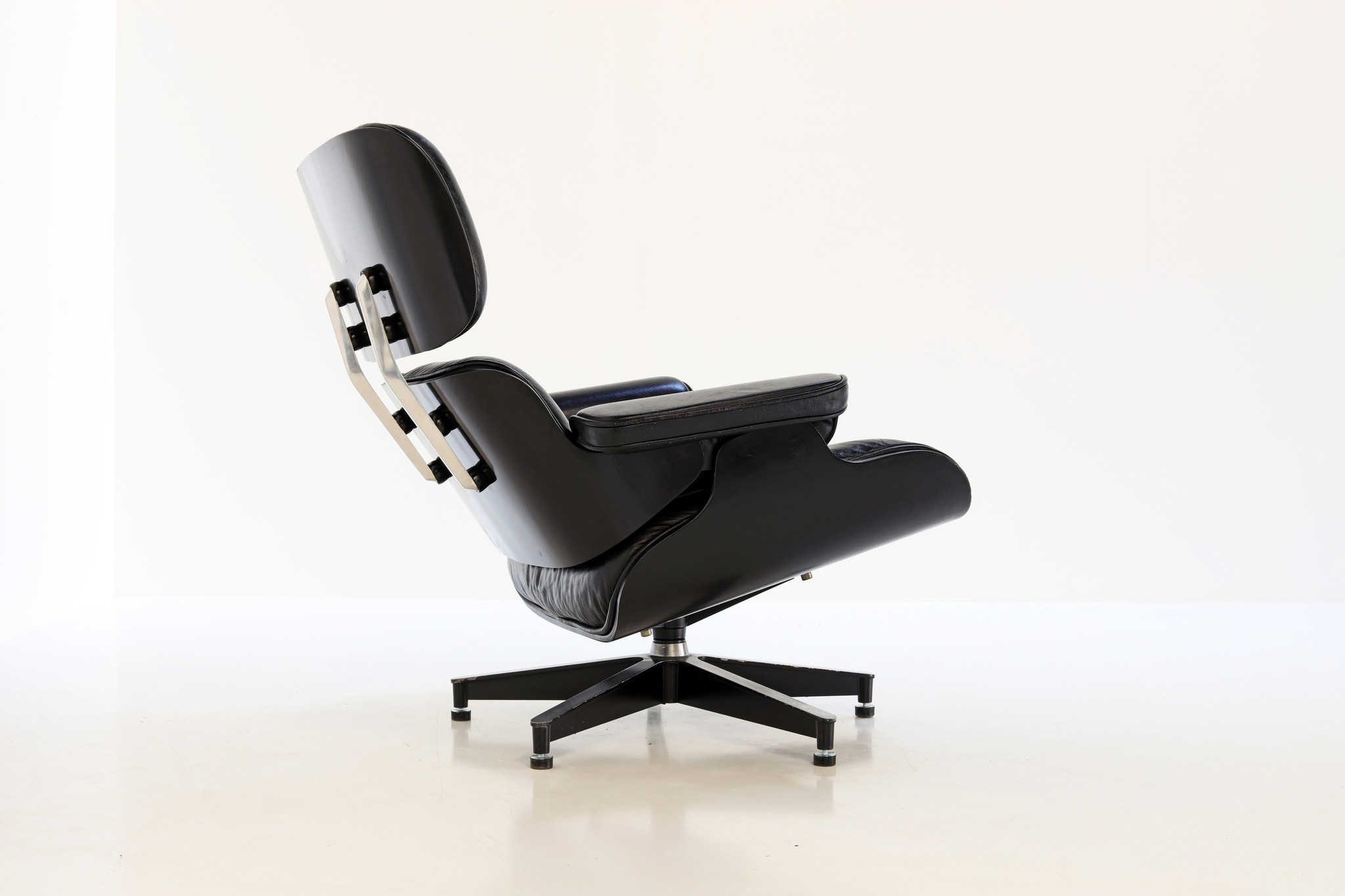 Fauteuil lounge vintage Eames "Black Edition", 1970