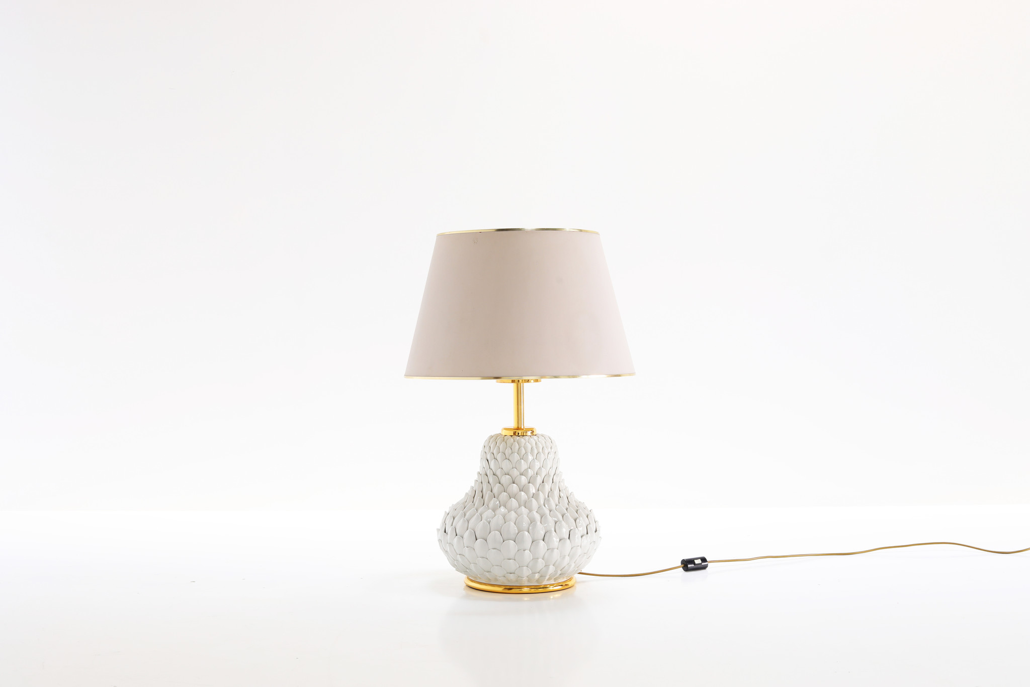 Beautiful French ceramic table lamp with brass, 1960s