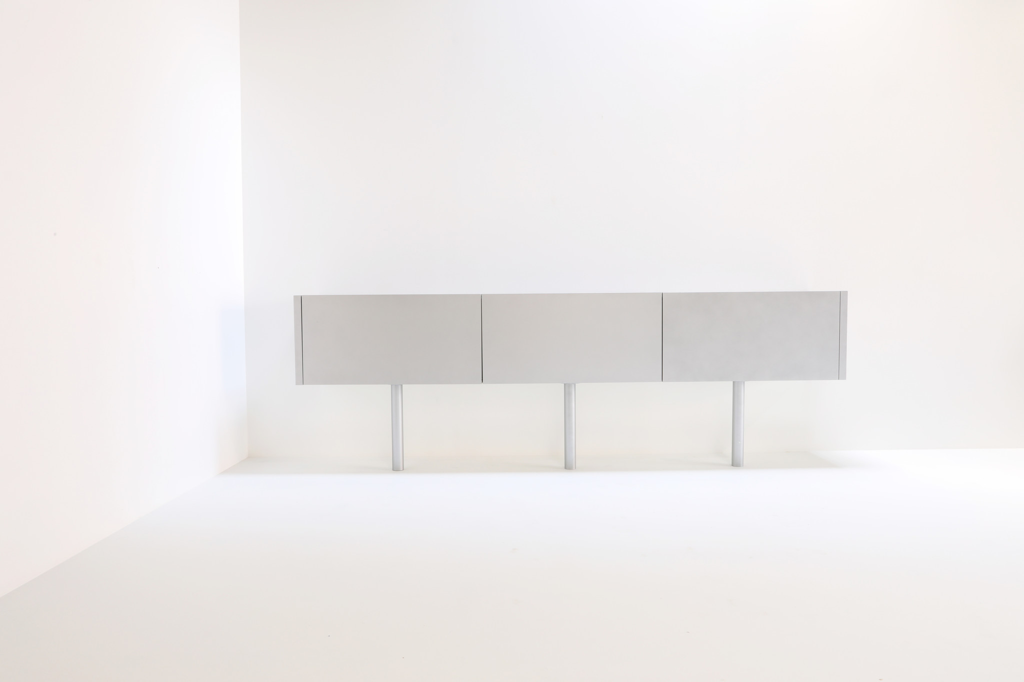 Jo Crepain Sideboard in Alu look manufactured by Timber NV