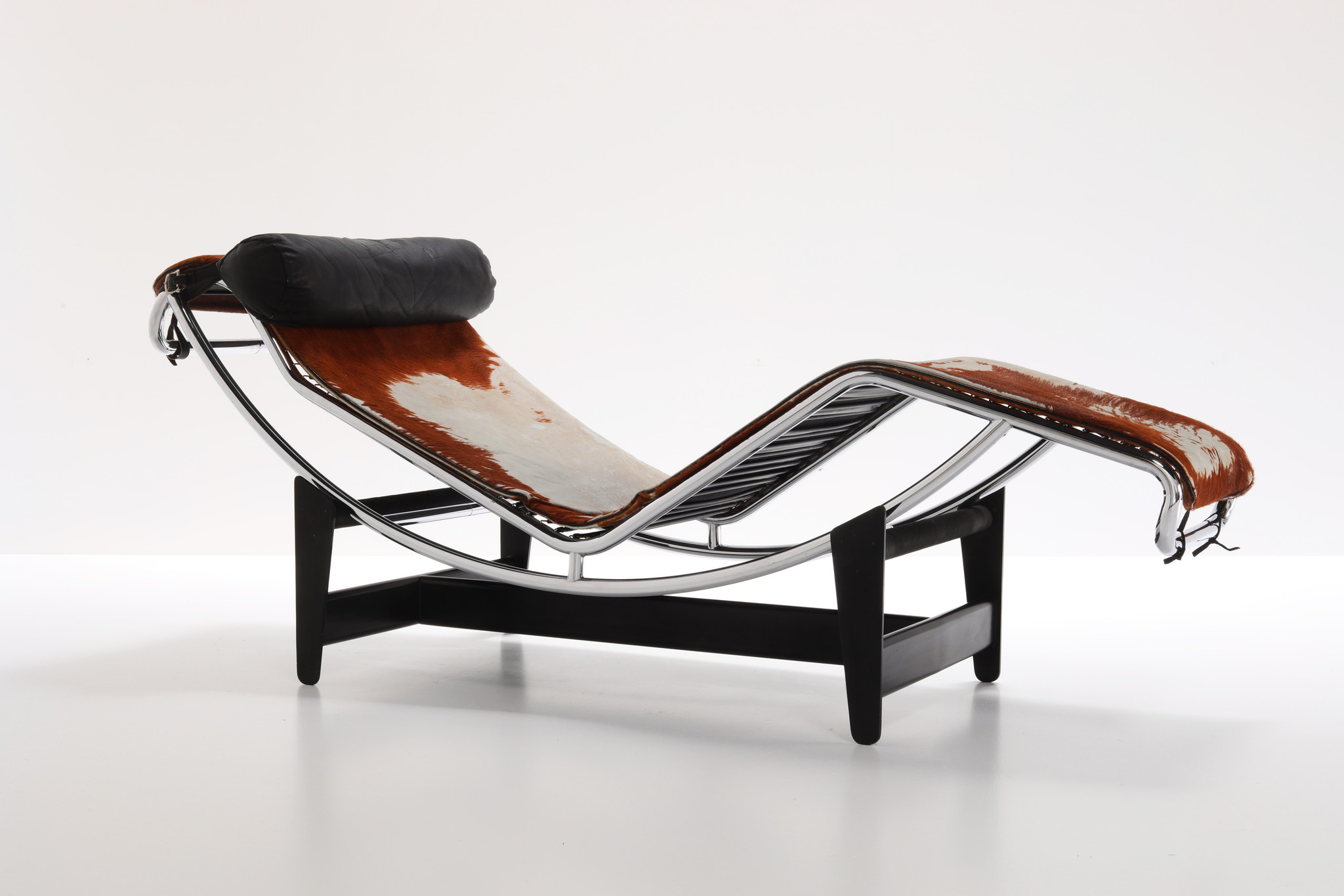 VINTAGE LE CORBUSIER CHAISE LONGUE LC4, 1970's