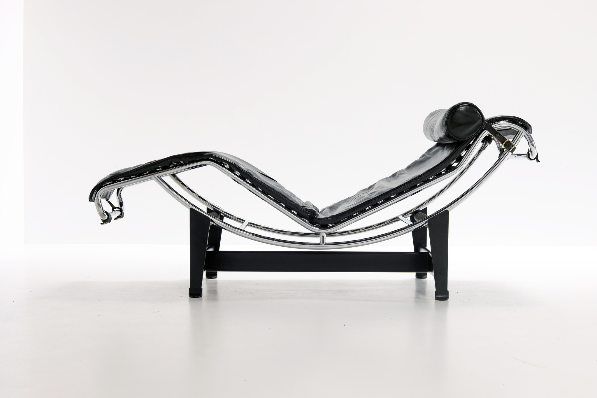 VINTAGE LE CORBUSIER CHAISE LONGUE, 1970