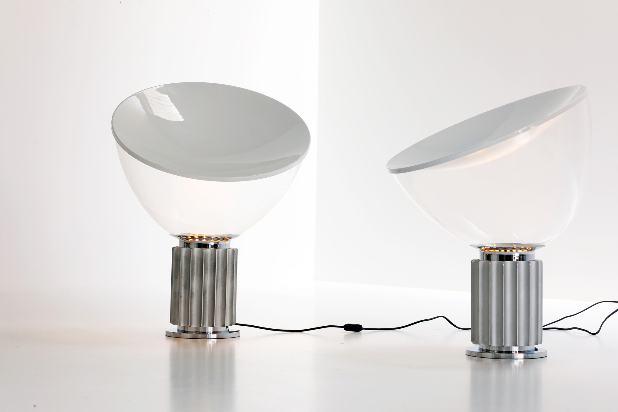 LAMPE FLOS TACCIA, 1962