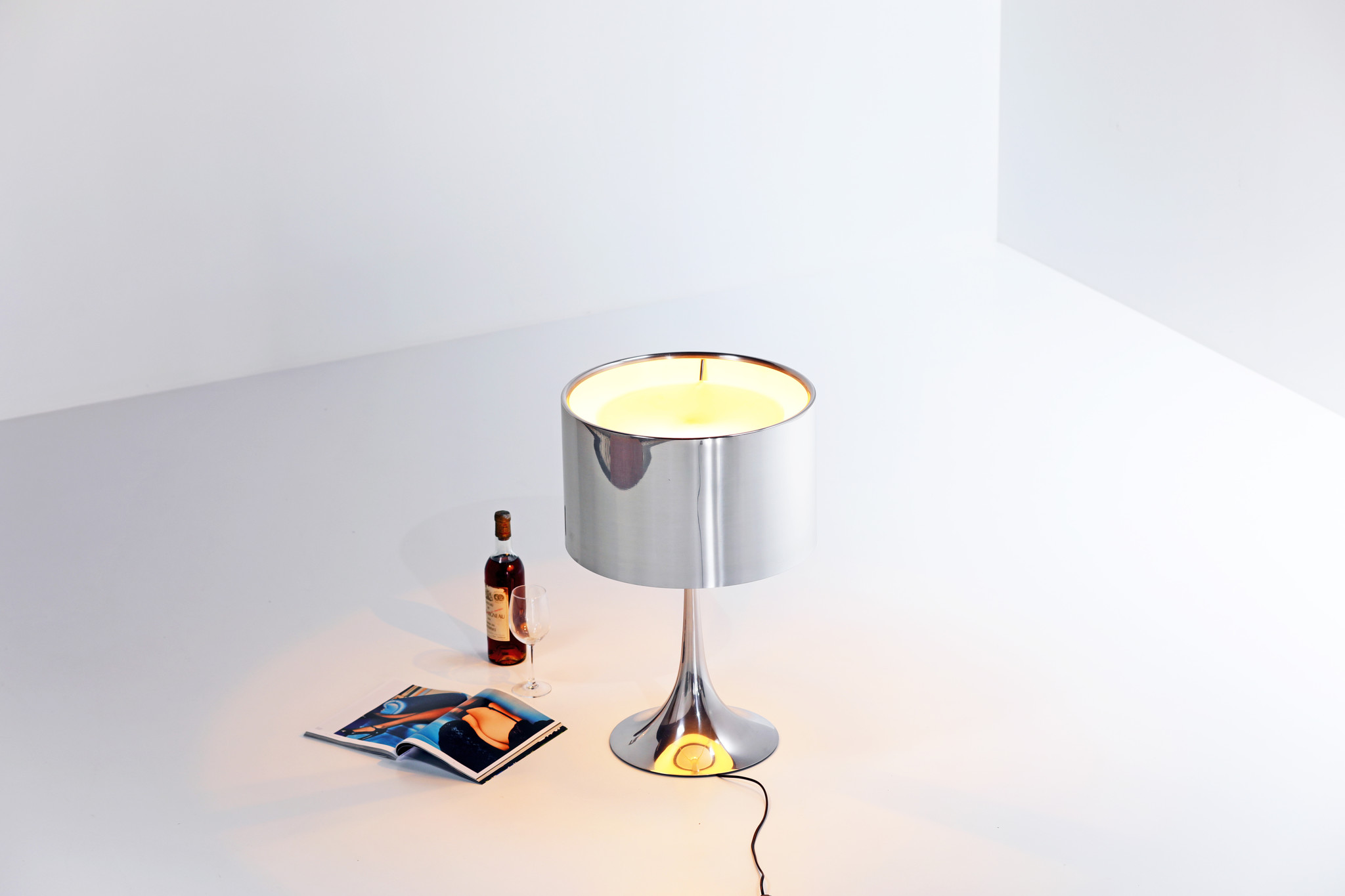 Flos Lampe de table Spun light "édition chrome"