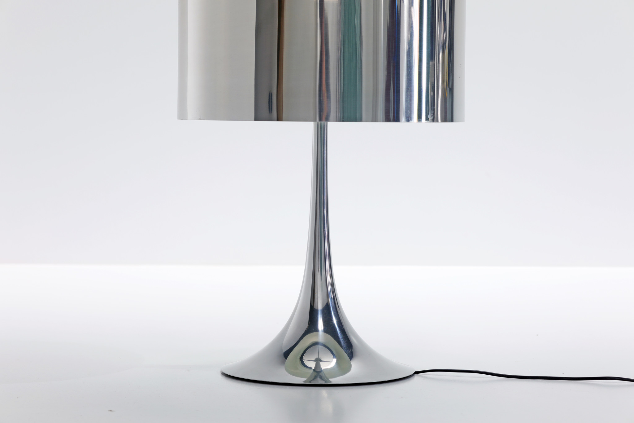 Flos Lampe de table Spun light "édition chrome"