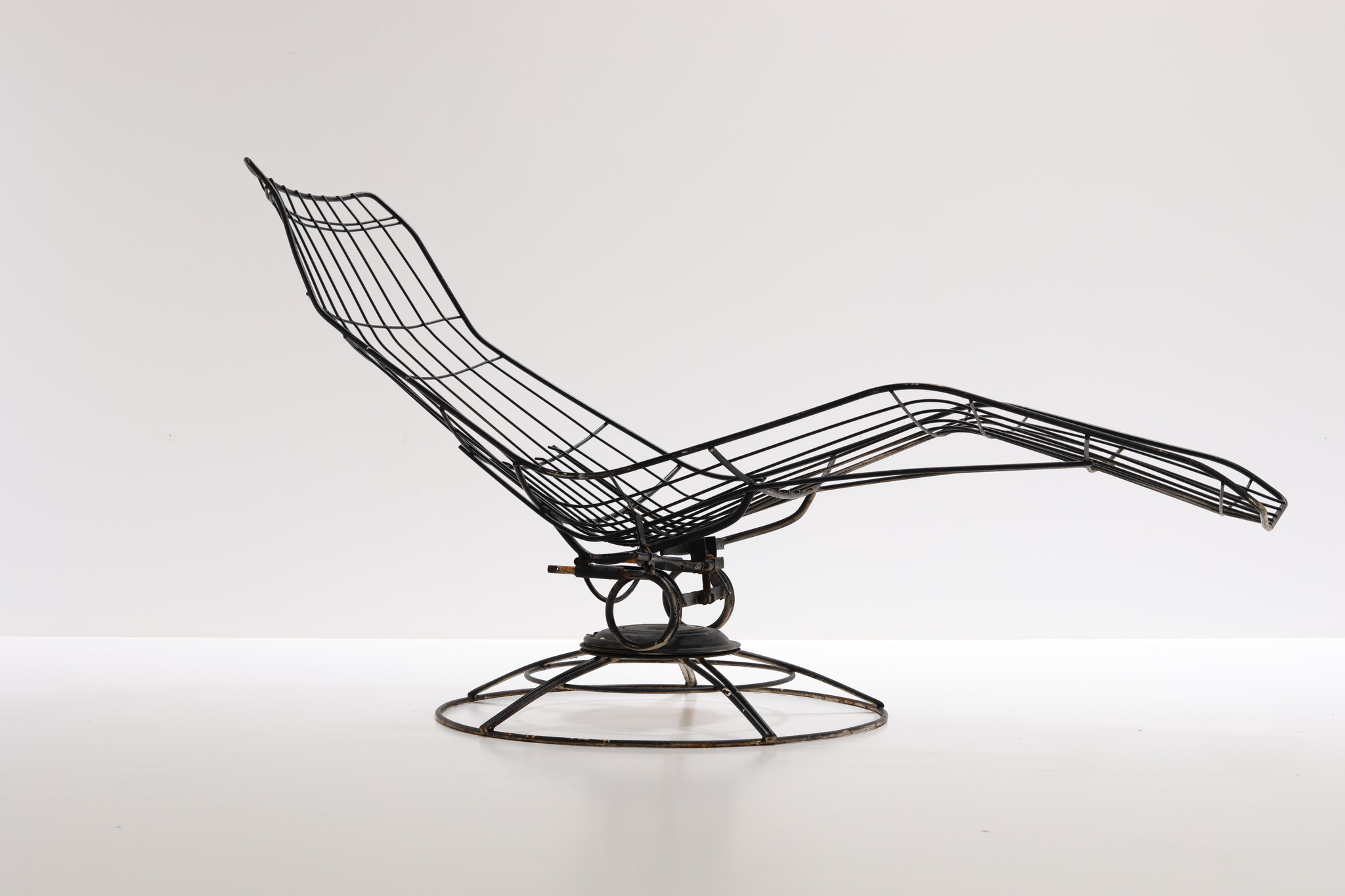 Vintage Lounge rocking chair made of steel wire, 1950's