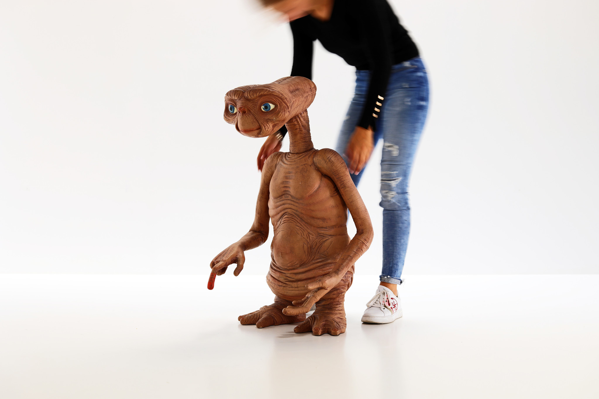 ORIGINAL LIFE SIZE ET PRODUCED BY UNIVERSAL STUDIO FOR NECA