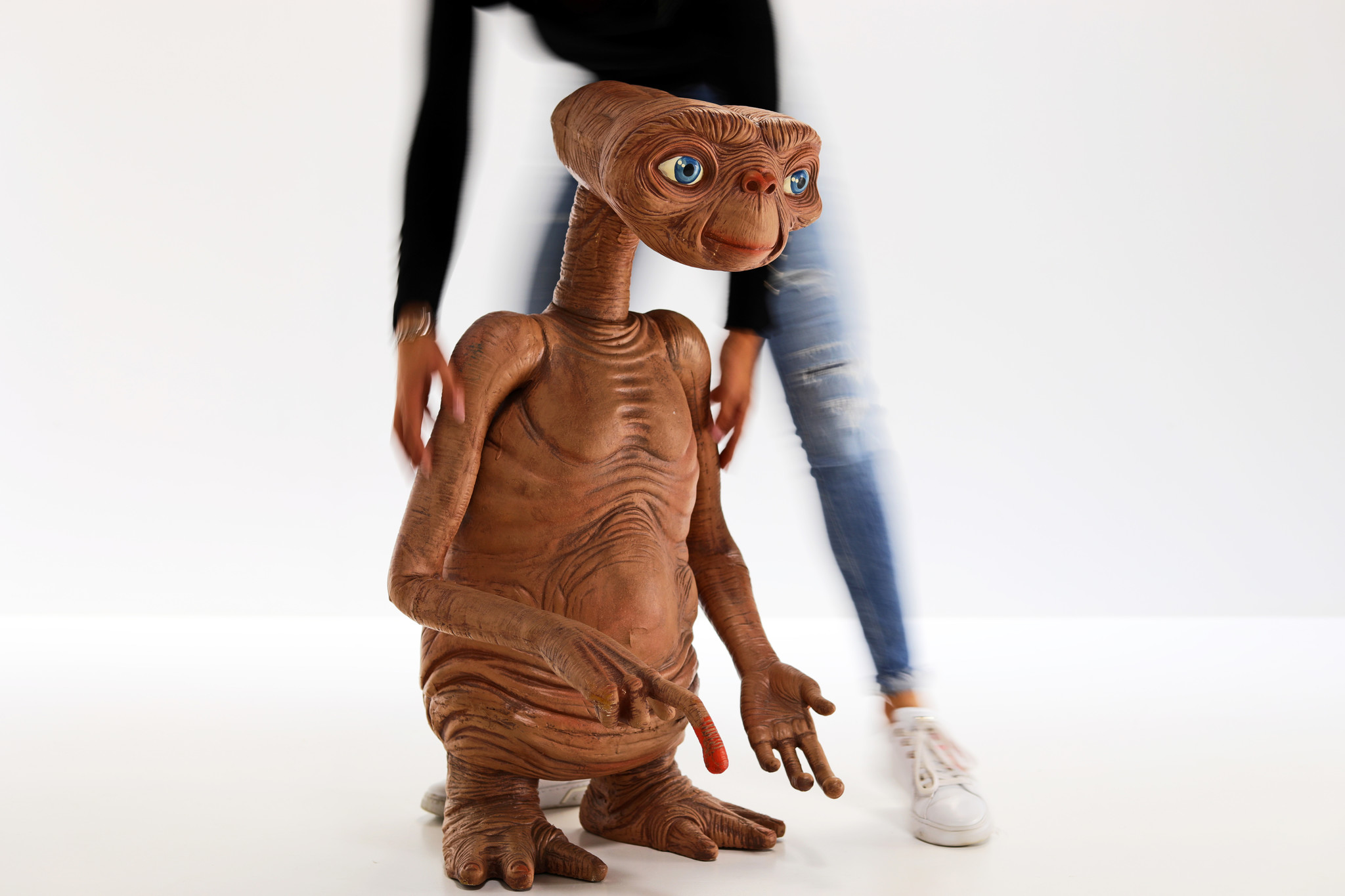 ORIGINAL LIFE SIZE ET PRODUCED BY UNIVERSAL STUDIO FOR NECA