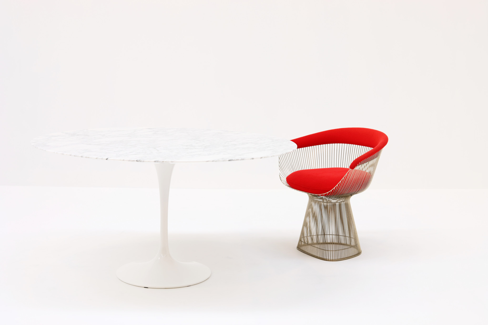 Marmeren Knoll Tulip tafel ontworpen door Eero Saarinen