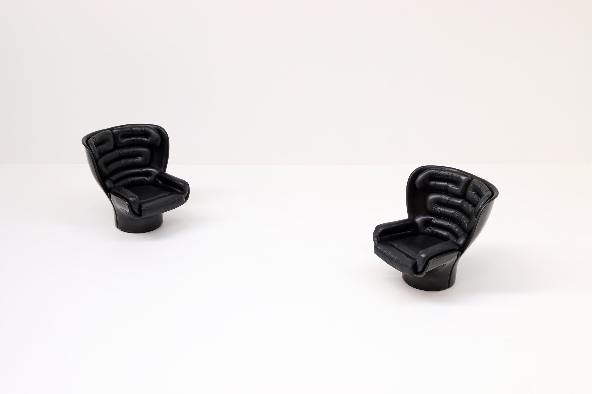 Elda Chairs ontworpen door Joe Colombo voor comfort.
