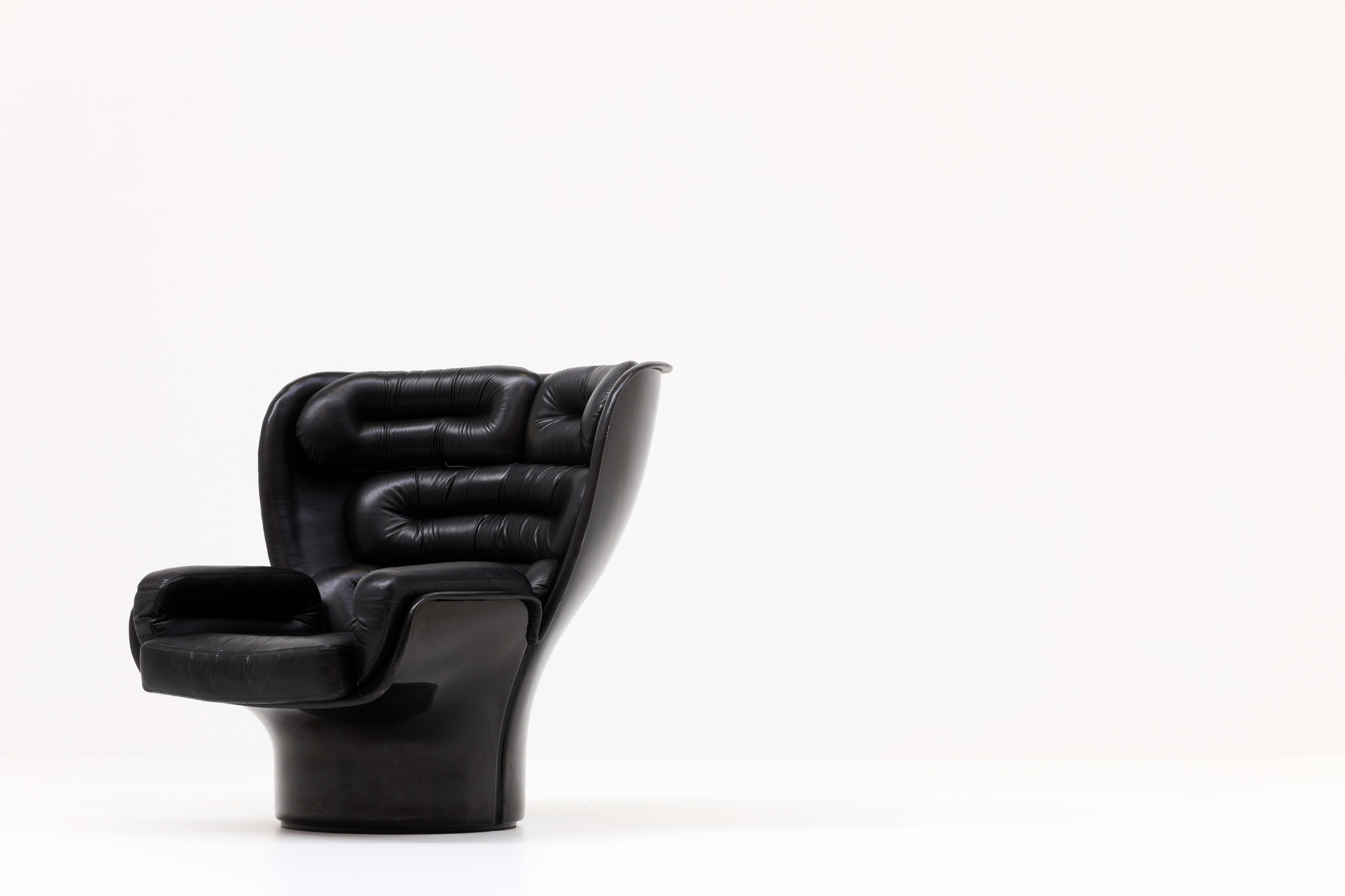 Elda Chairs ontworpen door Joe Colombo voor comfort.