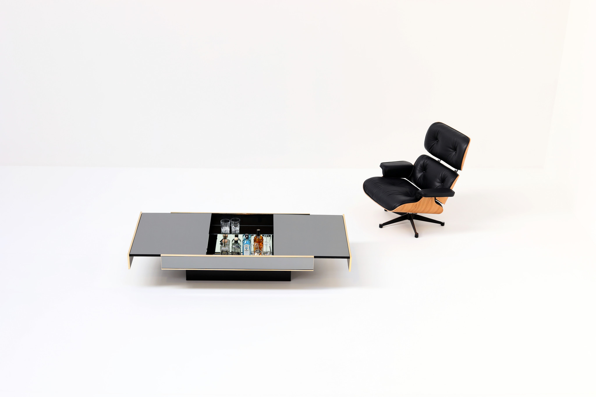 Bar coffee table designed for Cidue.