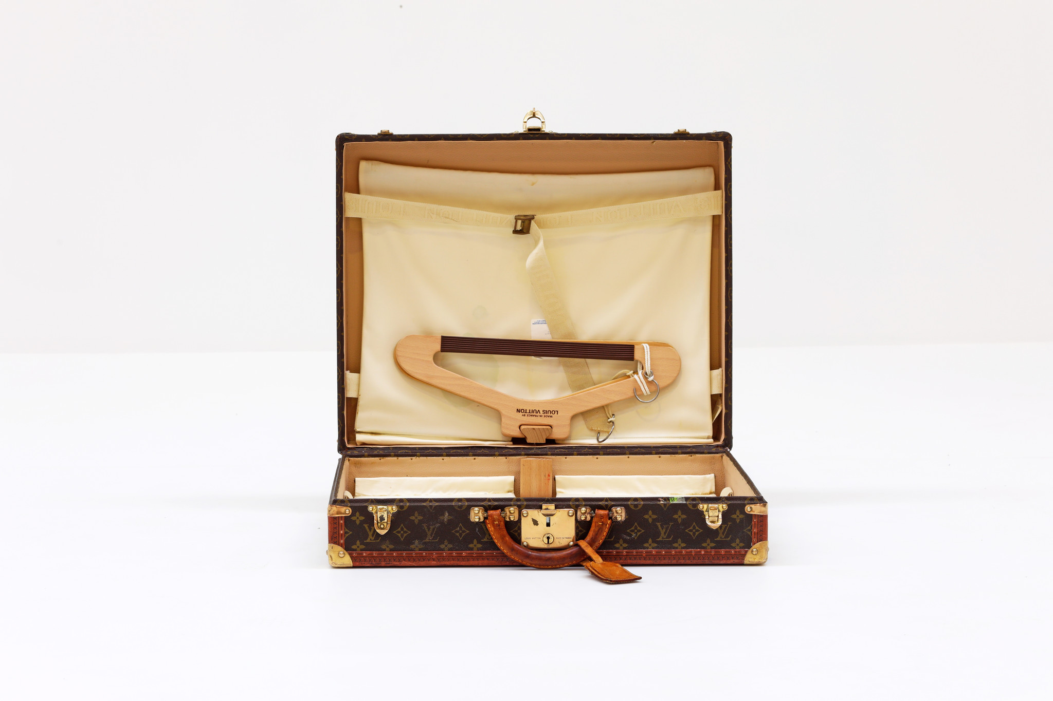 LOUIS VUITTON Circa 1990 ALZER 55cm suitcase in monogram…