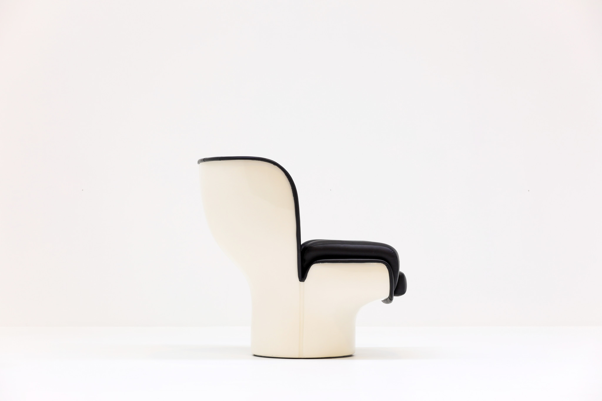 ELDA CHAIR DOOR JOE COLOMBO VOOR COMFORT 1960'S