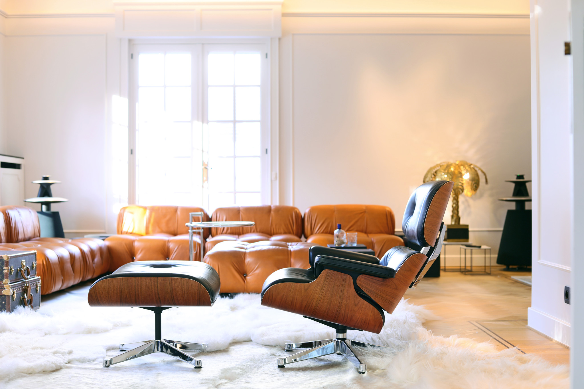 ROSEWOOD EAMES LOUNGE CHAIR & OTTOMAN VITRA