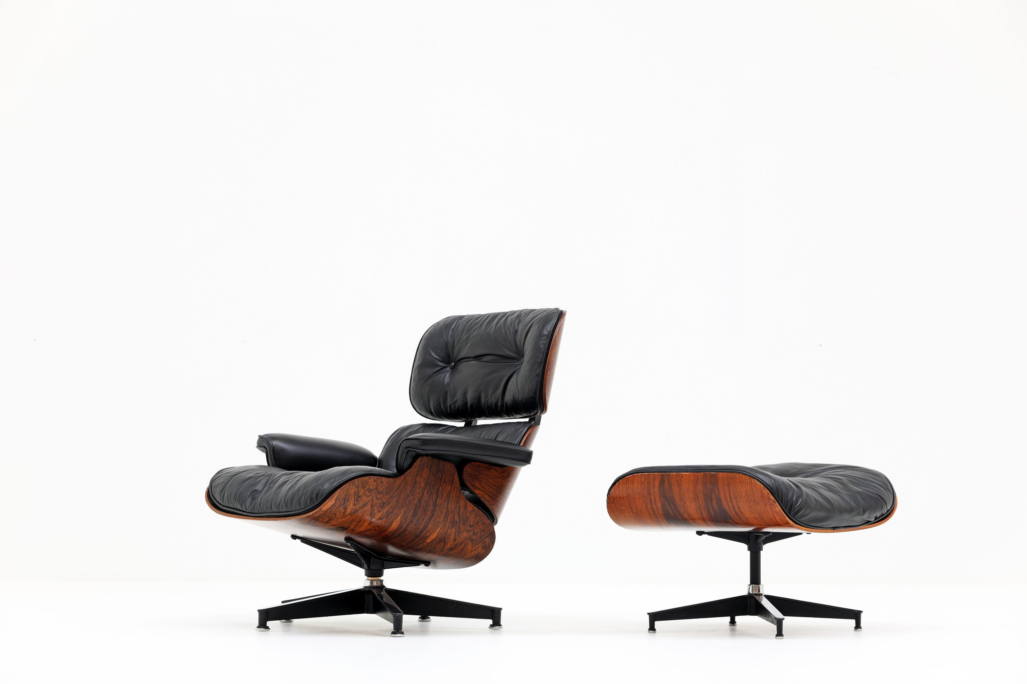 Vintage Eames Lounge Chair Rosewood, 1960's
