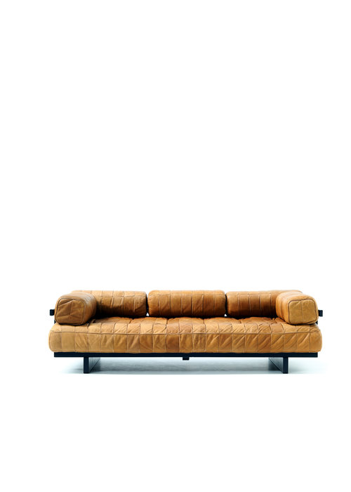 DE SEDE  DAYBED