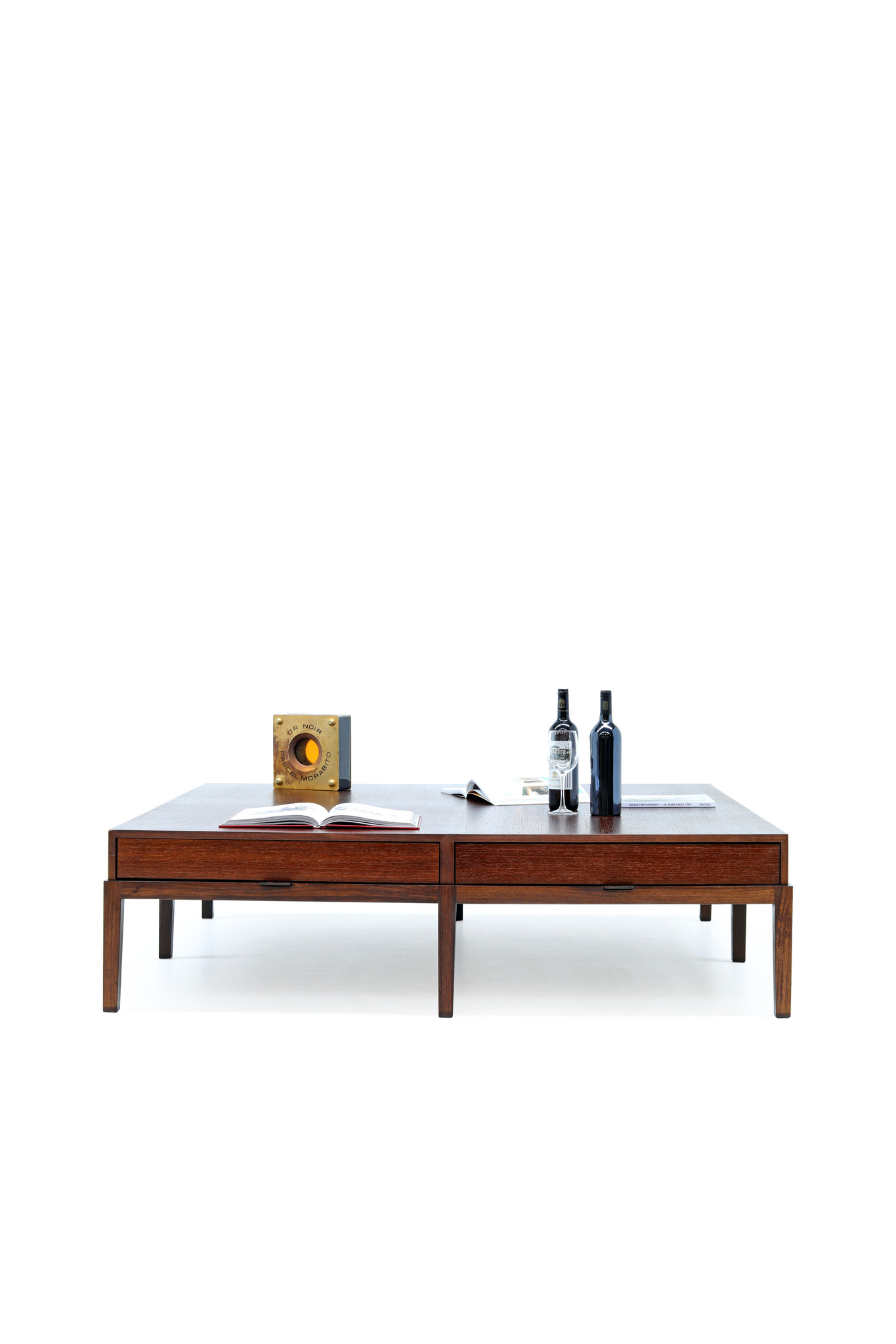 Gevoelig Teleurstelling verband Grote houten vierkante design salontafel - HET HUIS VAN WAUW