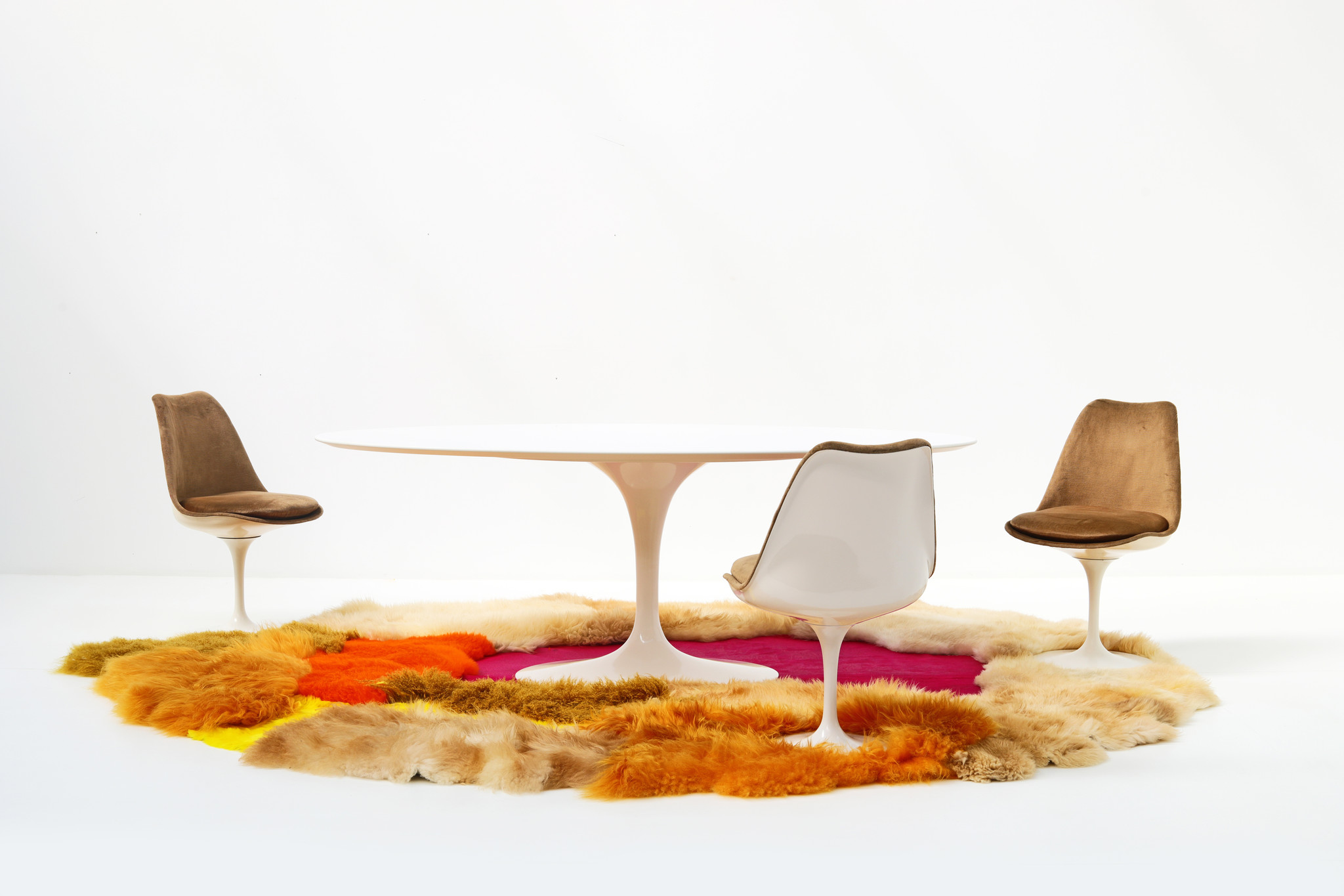 Tulip stoelen door Eero Saarinen voor Knoll International