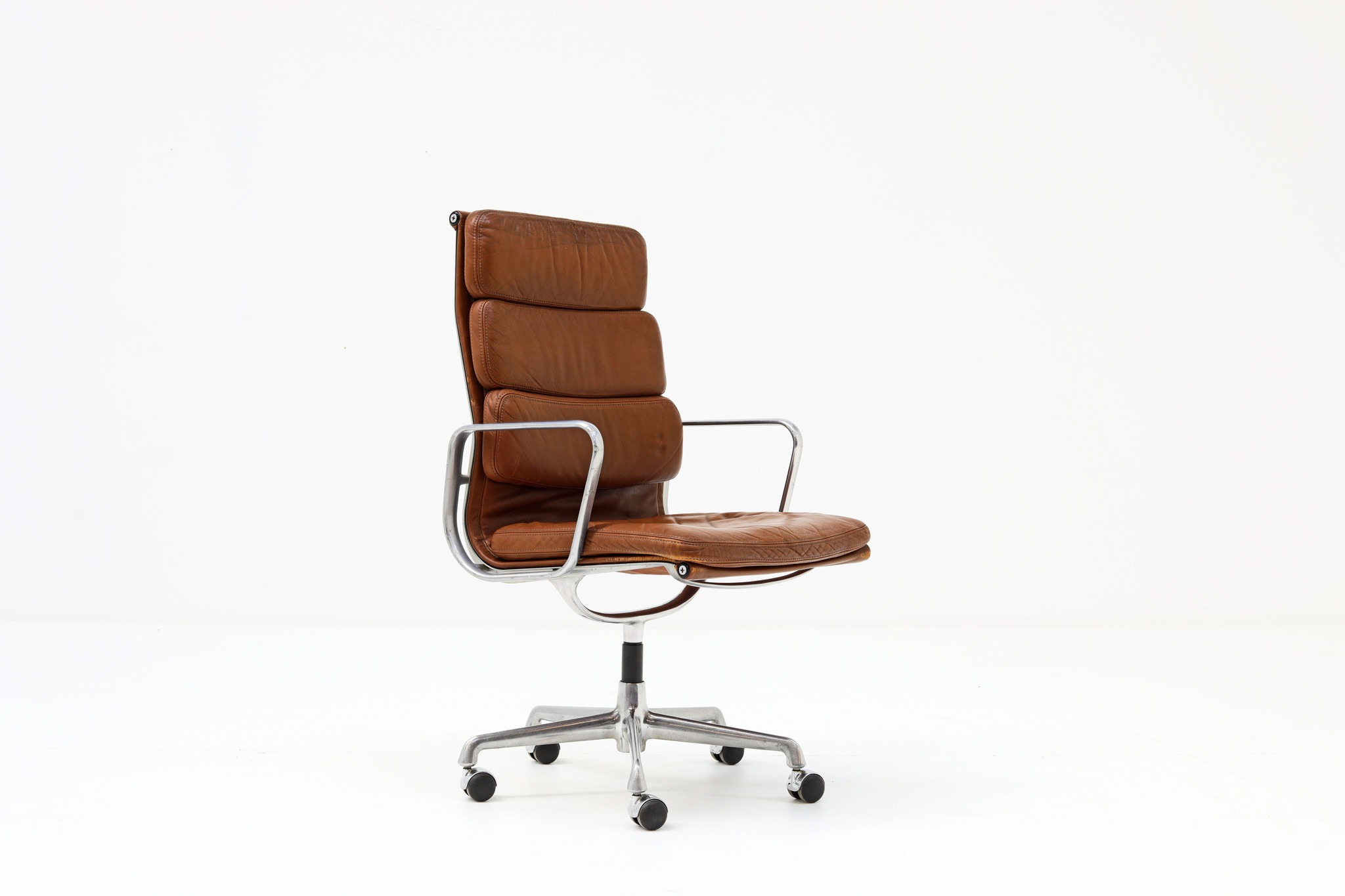Charles Eames Soft Pad Bureaustoel voor Vitra