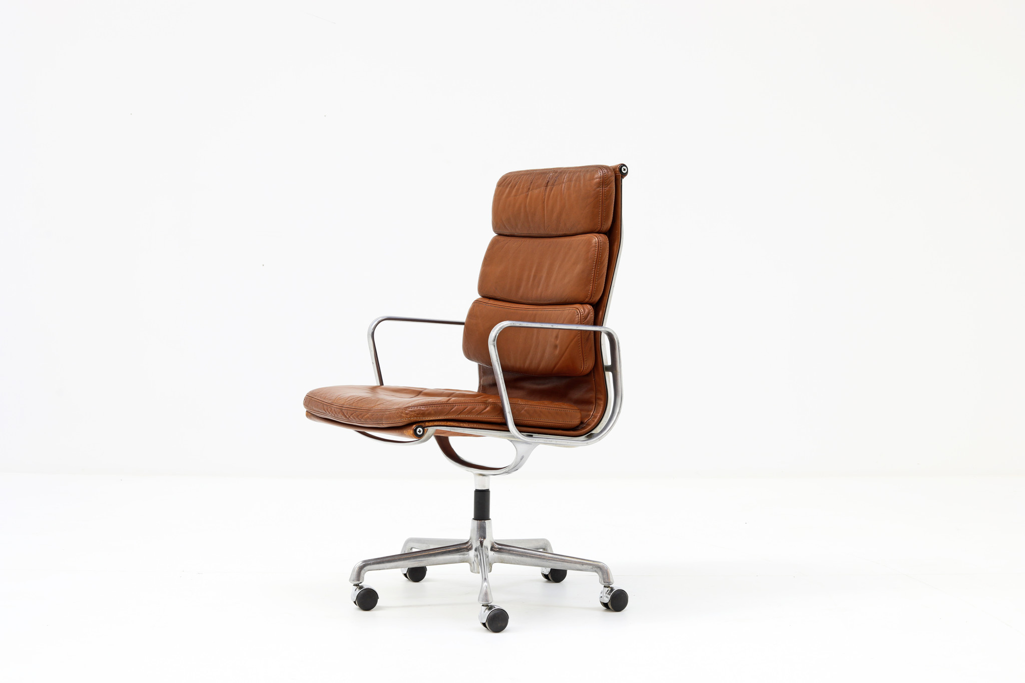 Charles Eames Soft Pad Bureaustoel voor Vitra