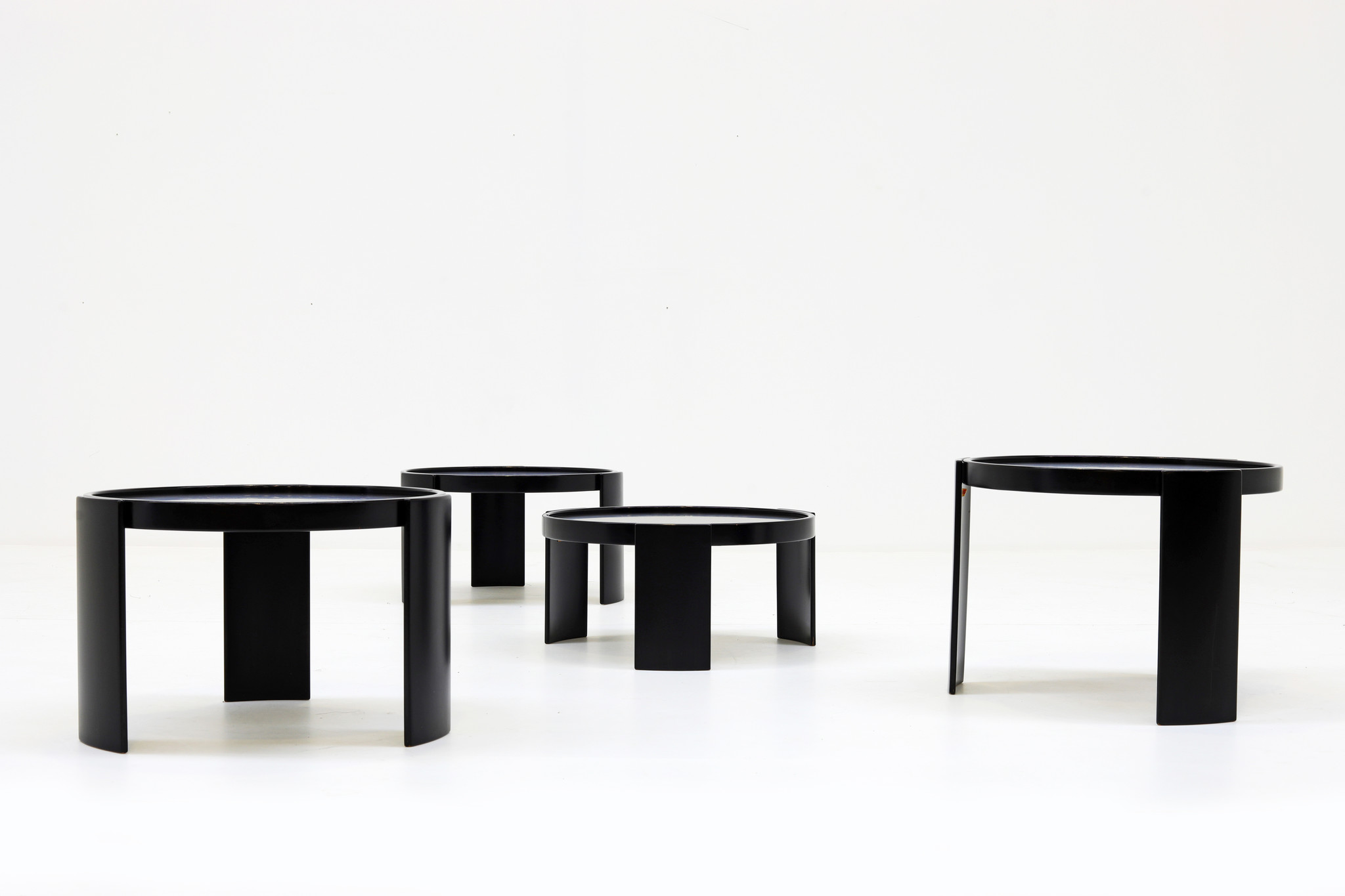 Gianfranco Frattini Low table set for Cassina, 1966