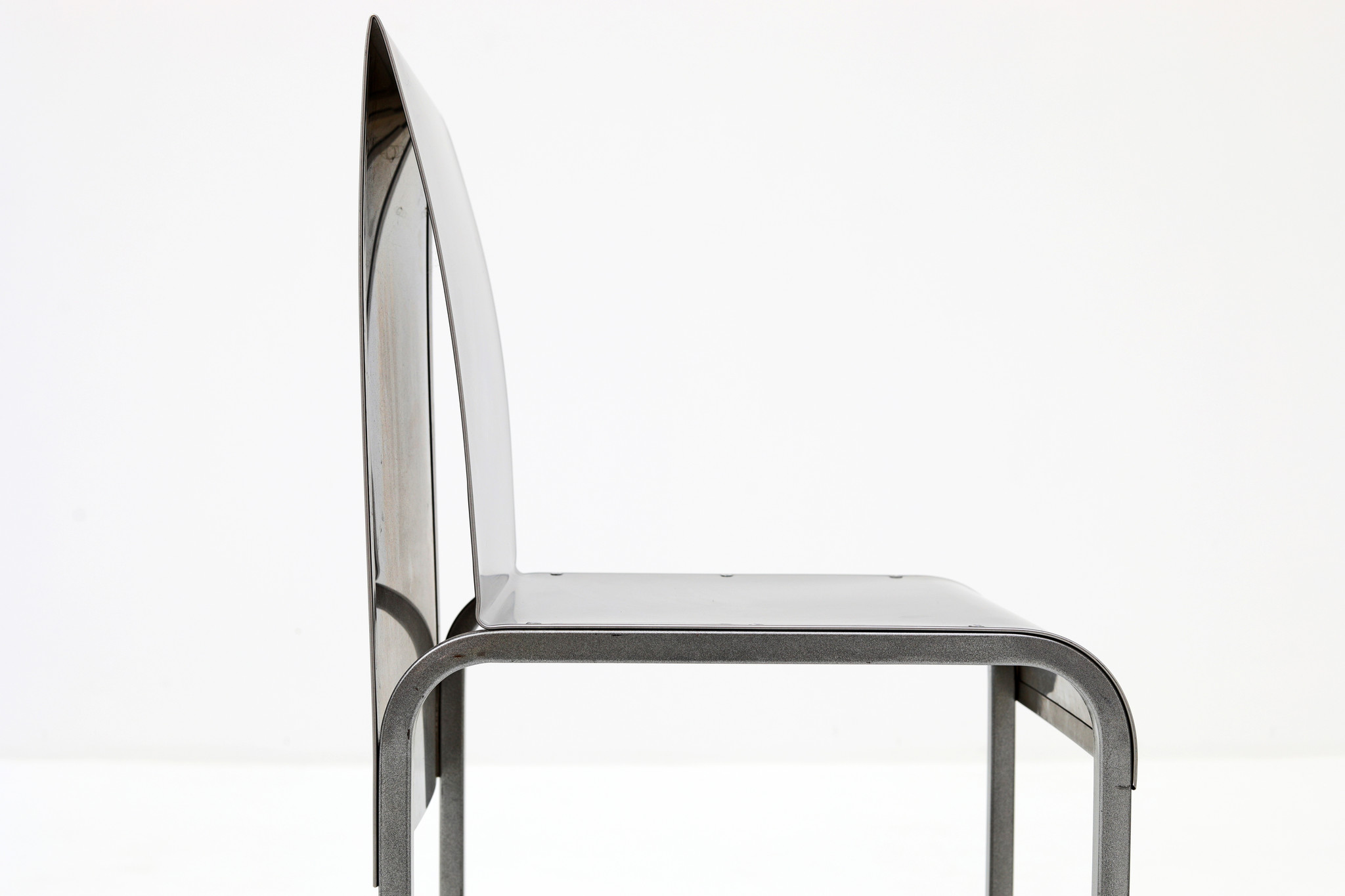 Ensemble de 4 chaises de salle à manger modernes en aluminium, années 1980