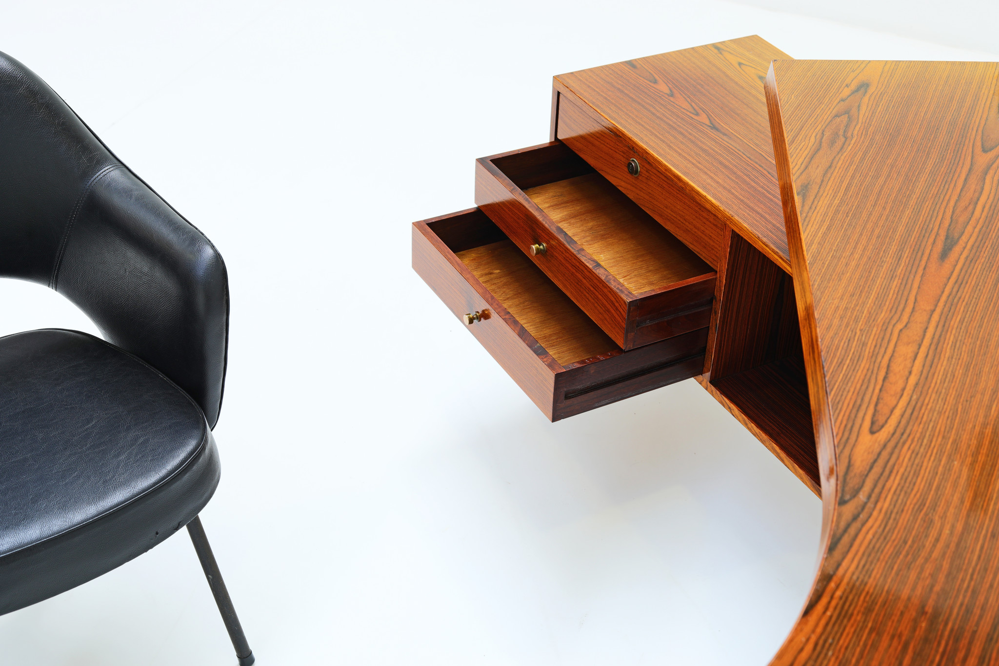 Vintage Osvaldo Borsani desk for Tecno 1956 in rosewood