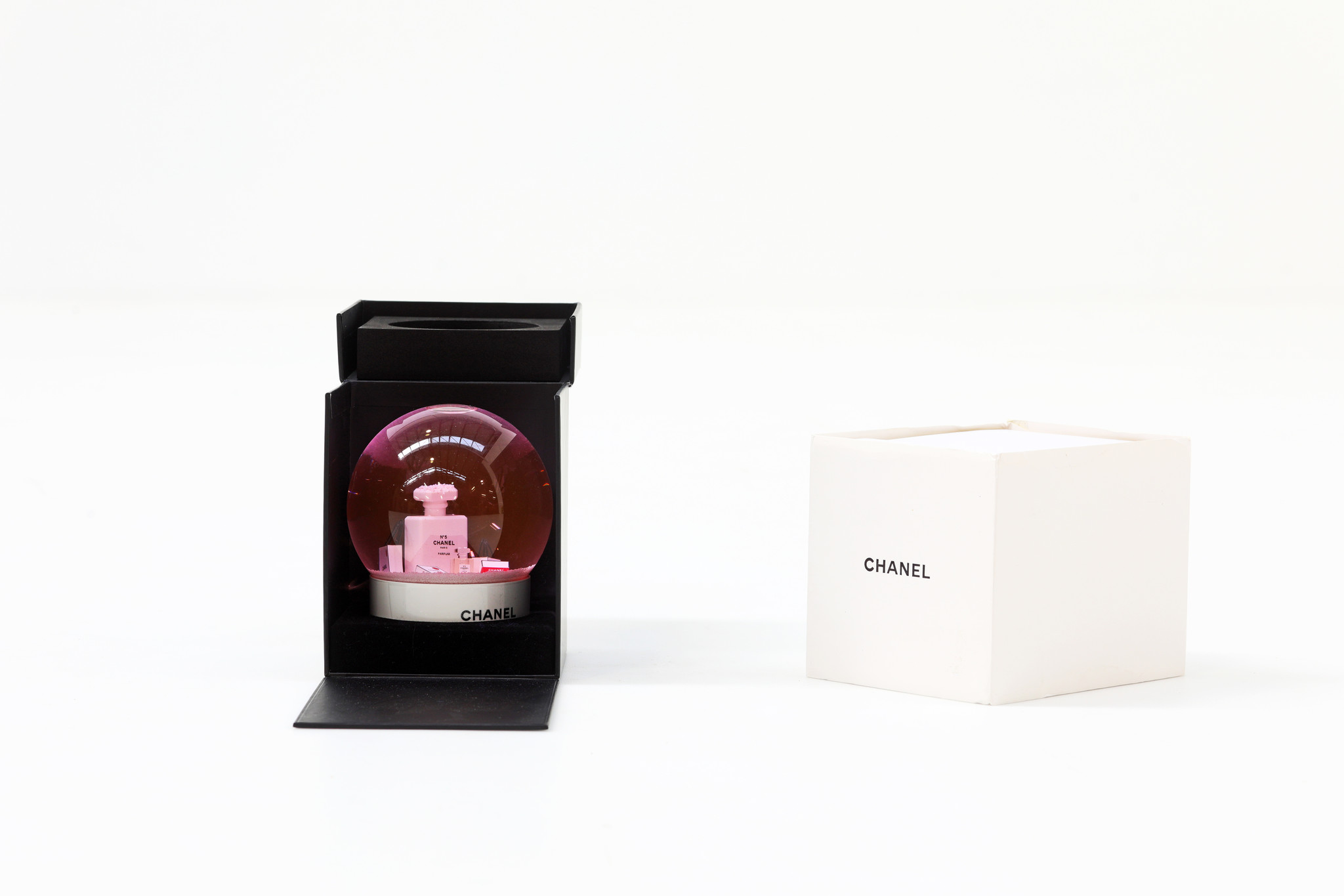 Chanel snow globe glass