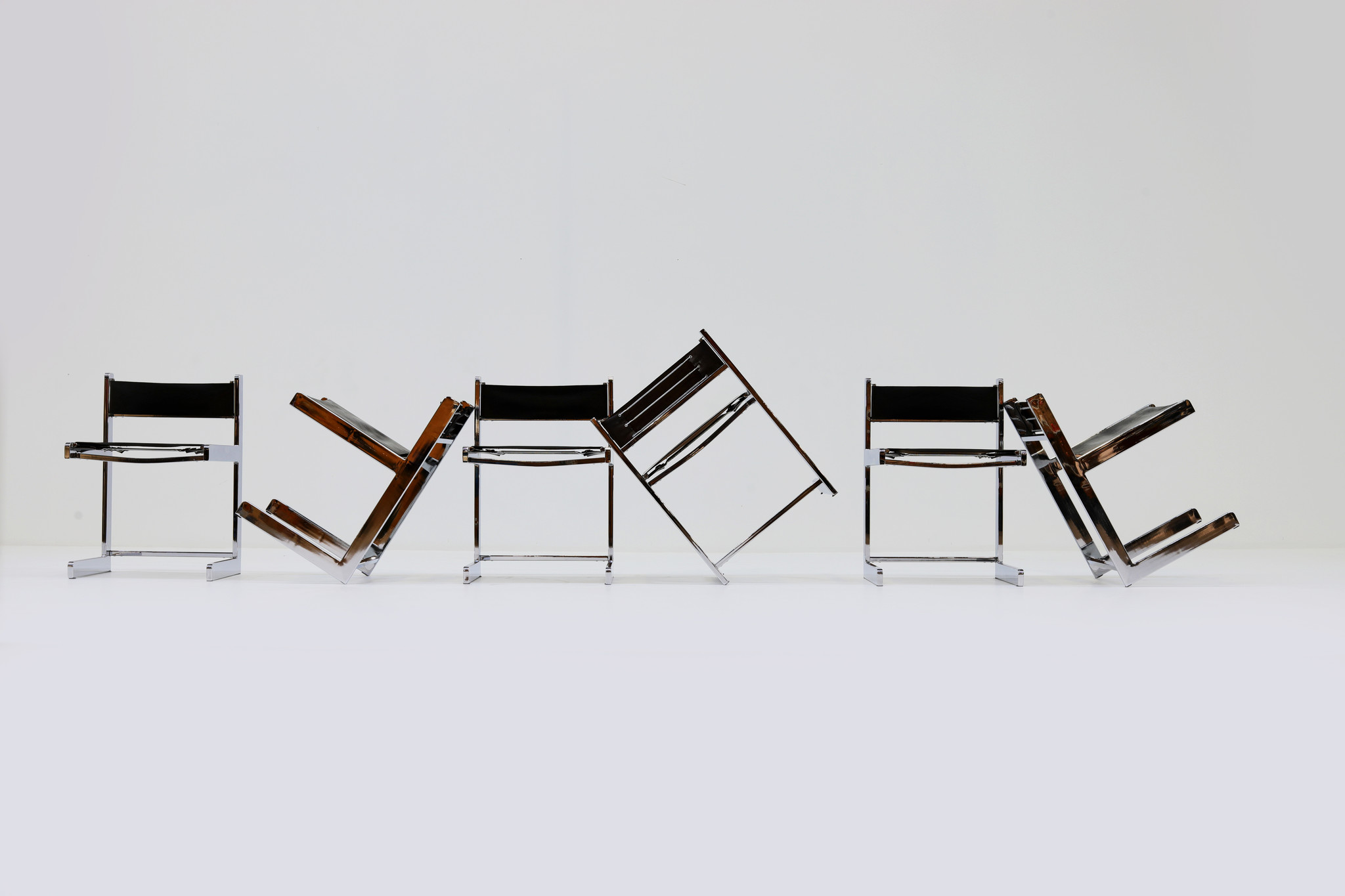 Chaises brutalistes belges, 1976