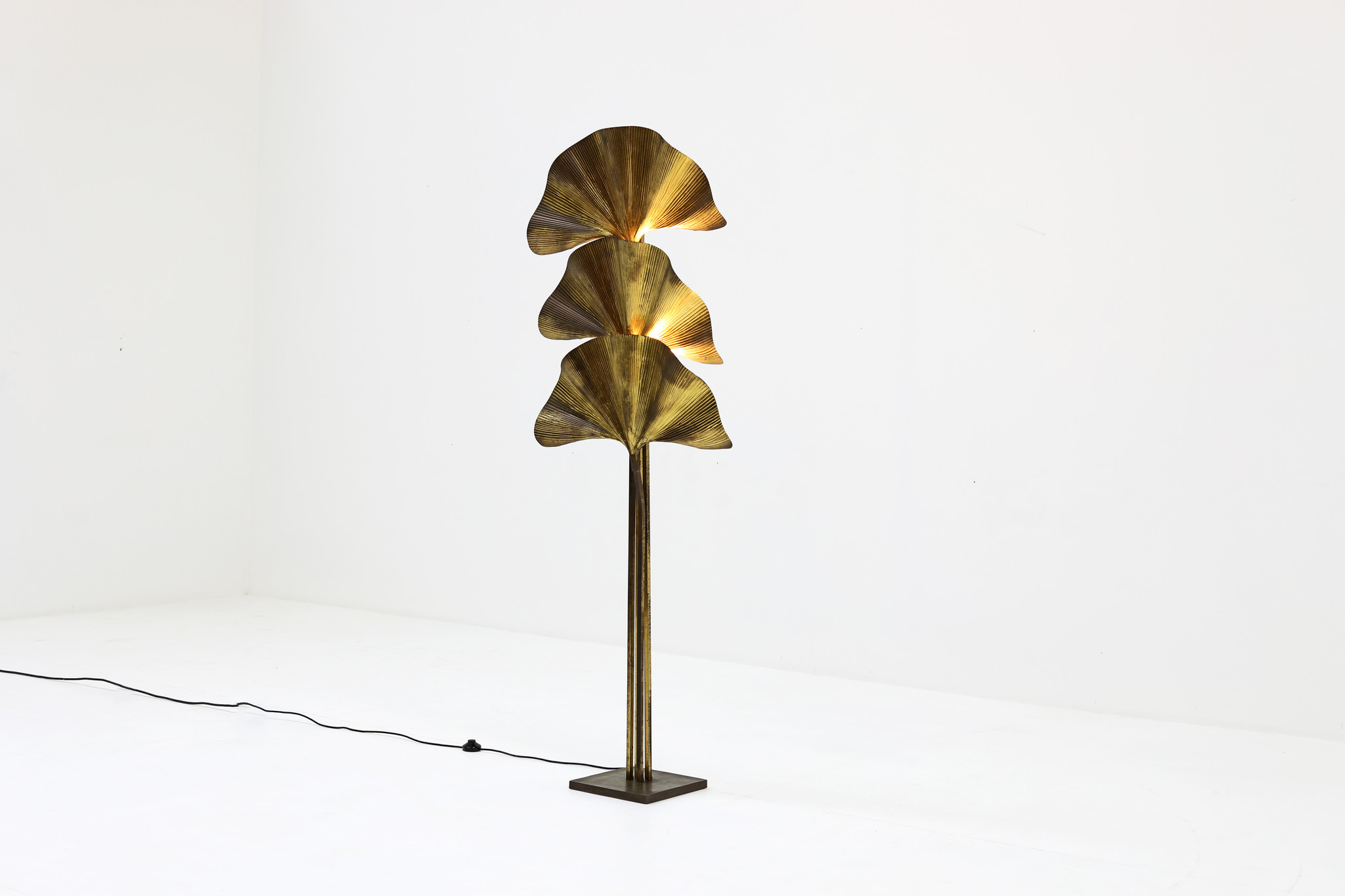 "Ginkgo" messing vloerlamp van Tommaso Barbi, 1970's