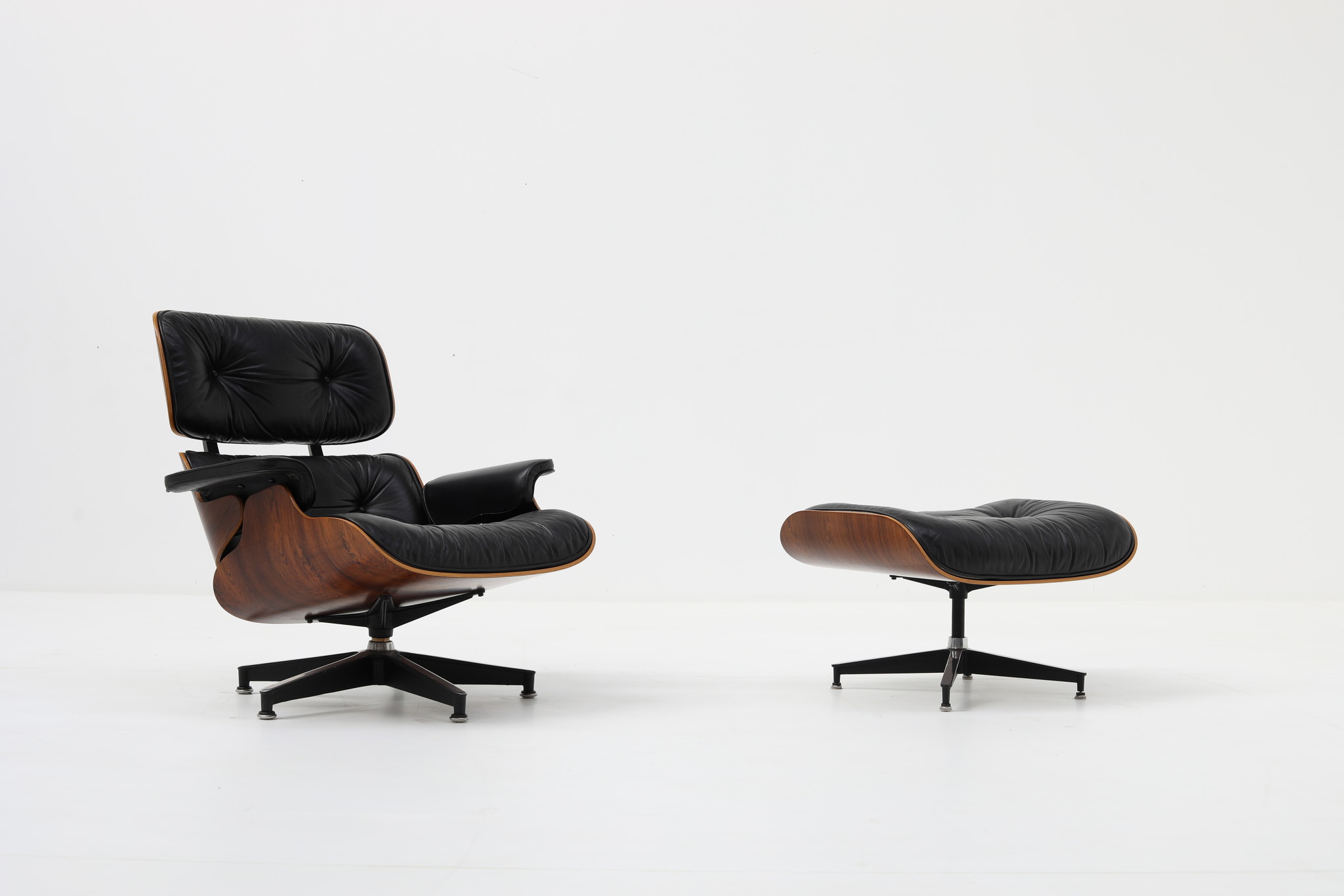 Vintage Eames Lounge Chair Rosewood for Herman Miller, 1980's