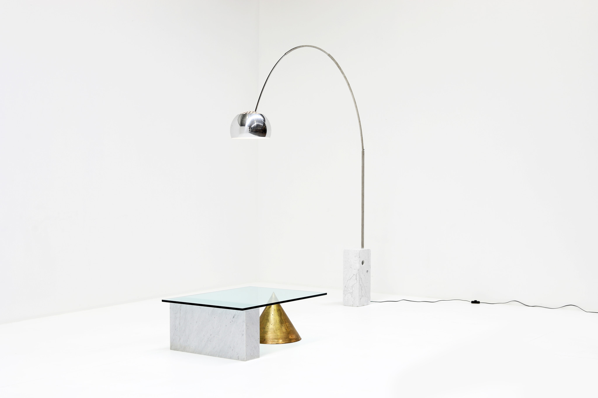 Flos arc lamp designed by Archille and Piere Castiglioni, 1962