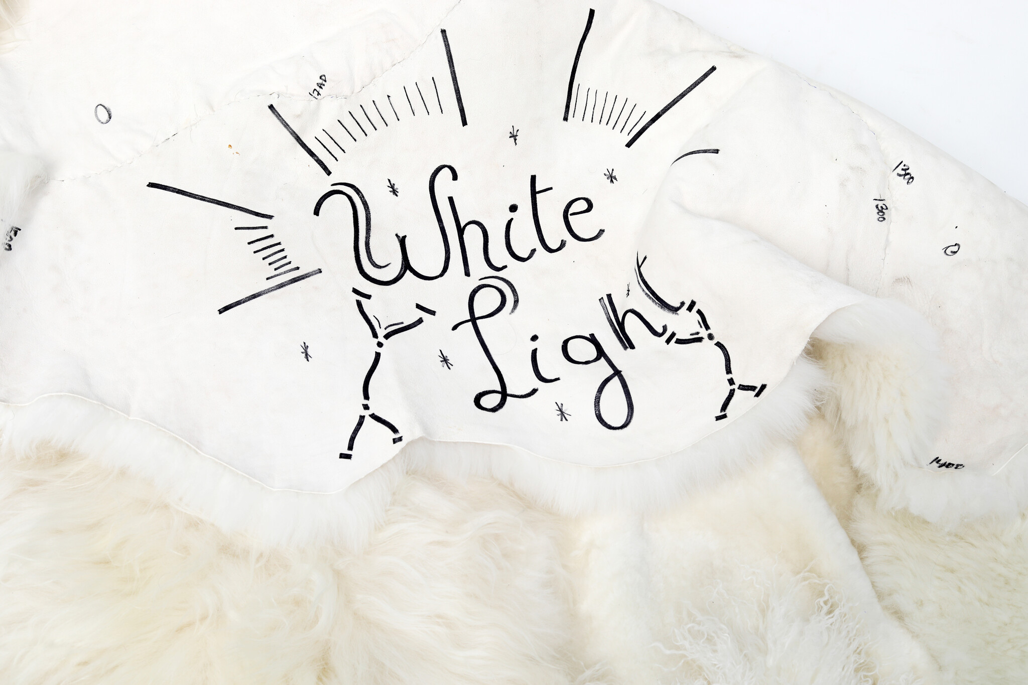 Carine Boxy tapijt  "White Light"