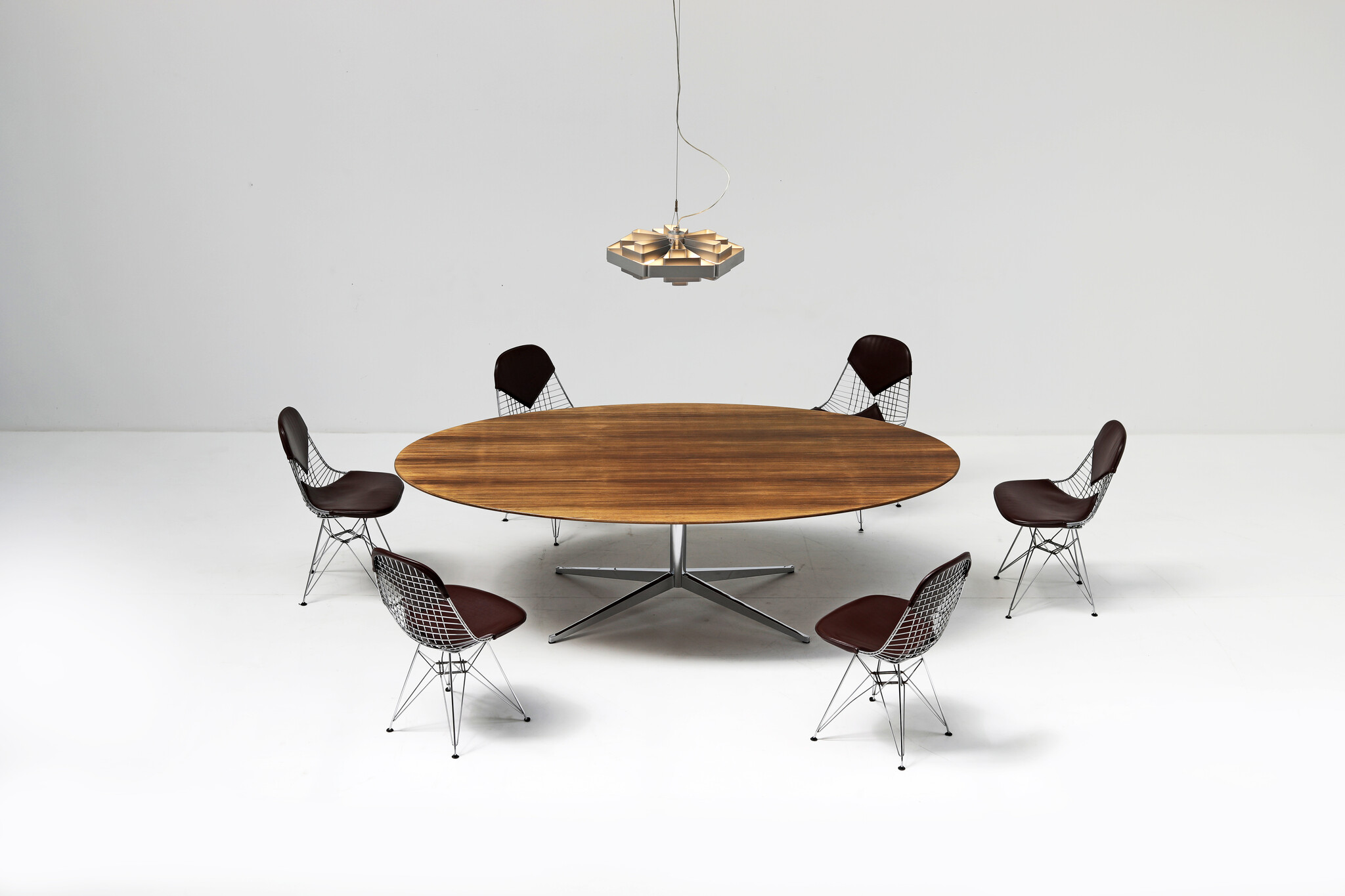 Table à manger ovale par Florence Knoll pour Knoll International, 1960