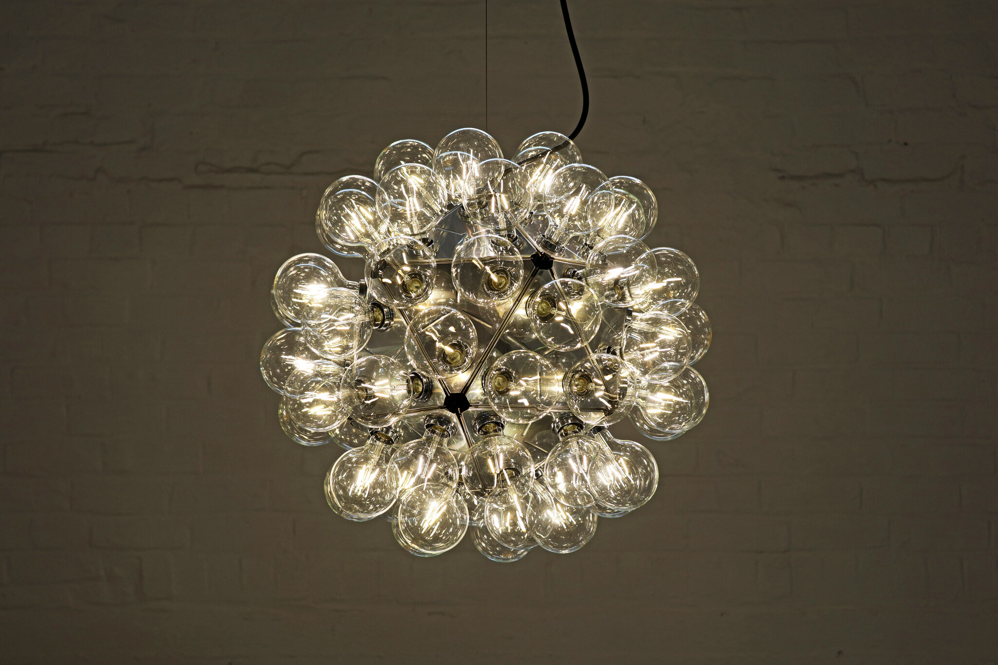 Flos Taraxacum 88 lamp ontworpen door Achille Castiglioni