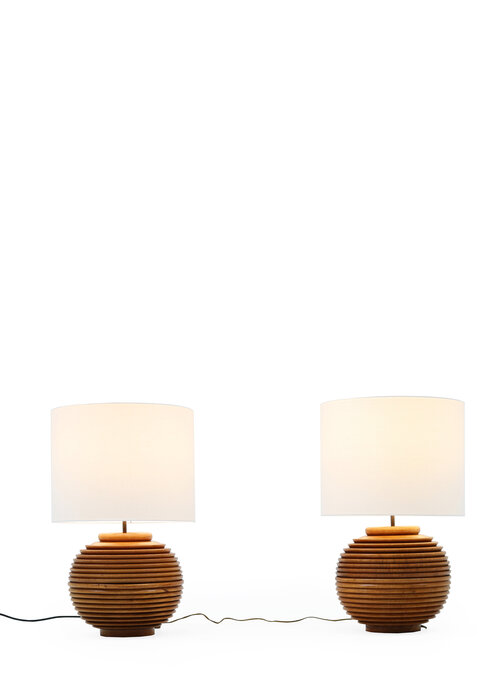 Lampes de table en bois uniques