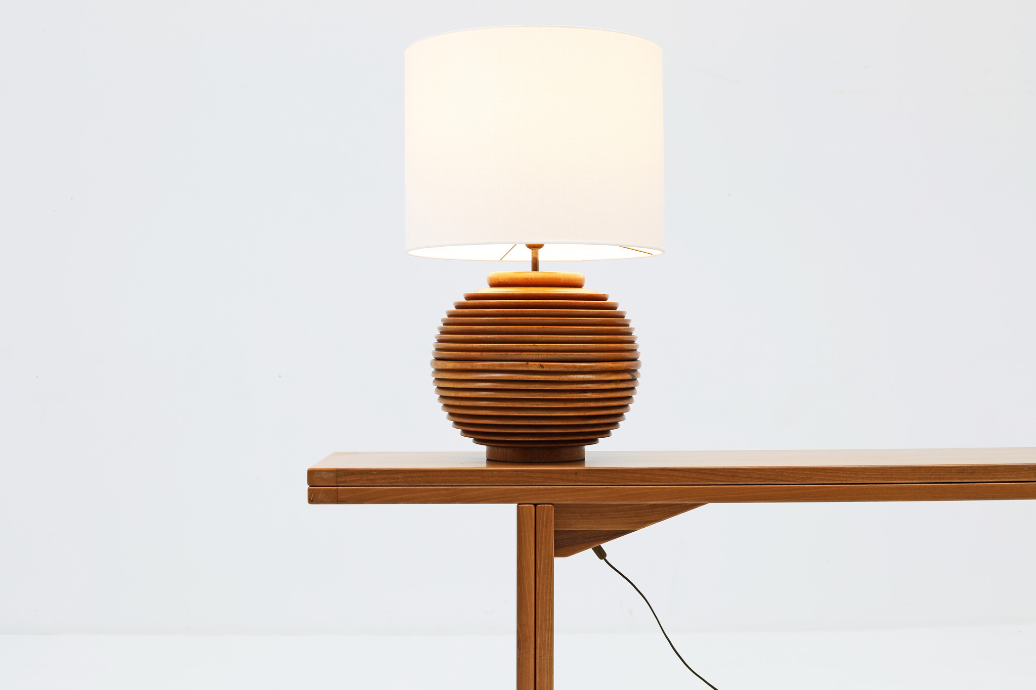 Unieke houten tafellampen