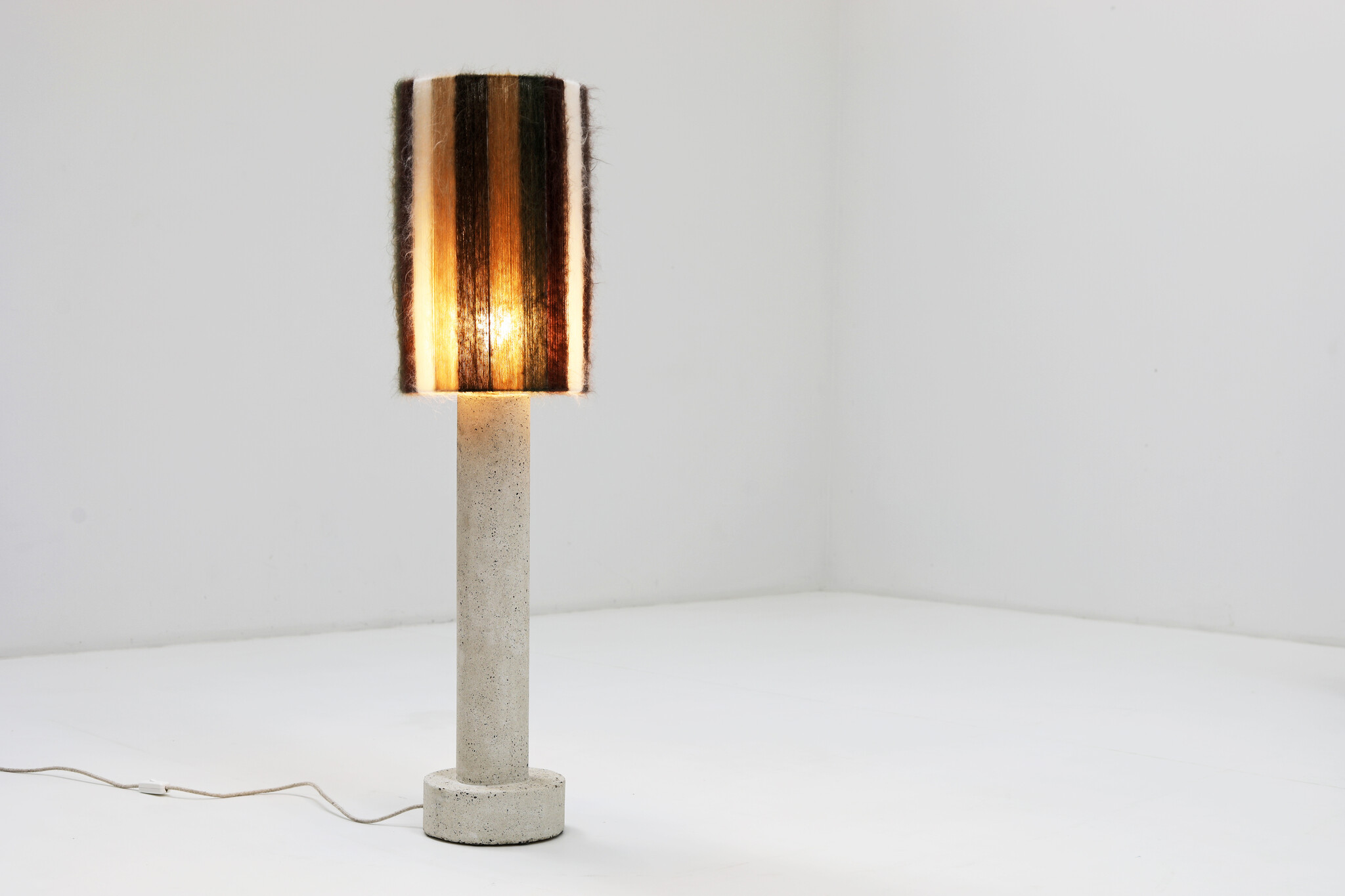 Concrete & Wool floor lamp