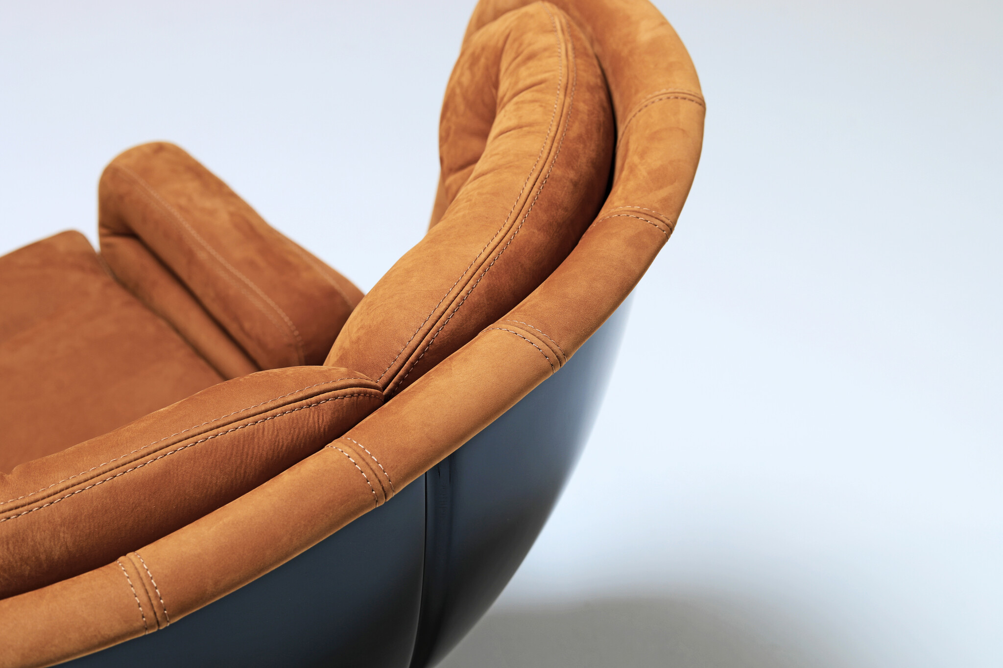 Elda Chair ontworpen door Joe Colombo voor Longhi