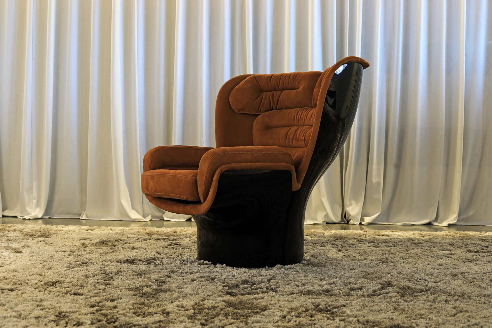 Elda Chair designed by Joe Colombo for Longhi