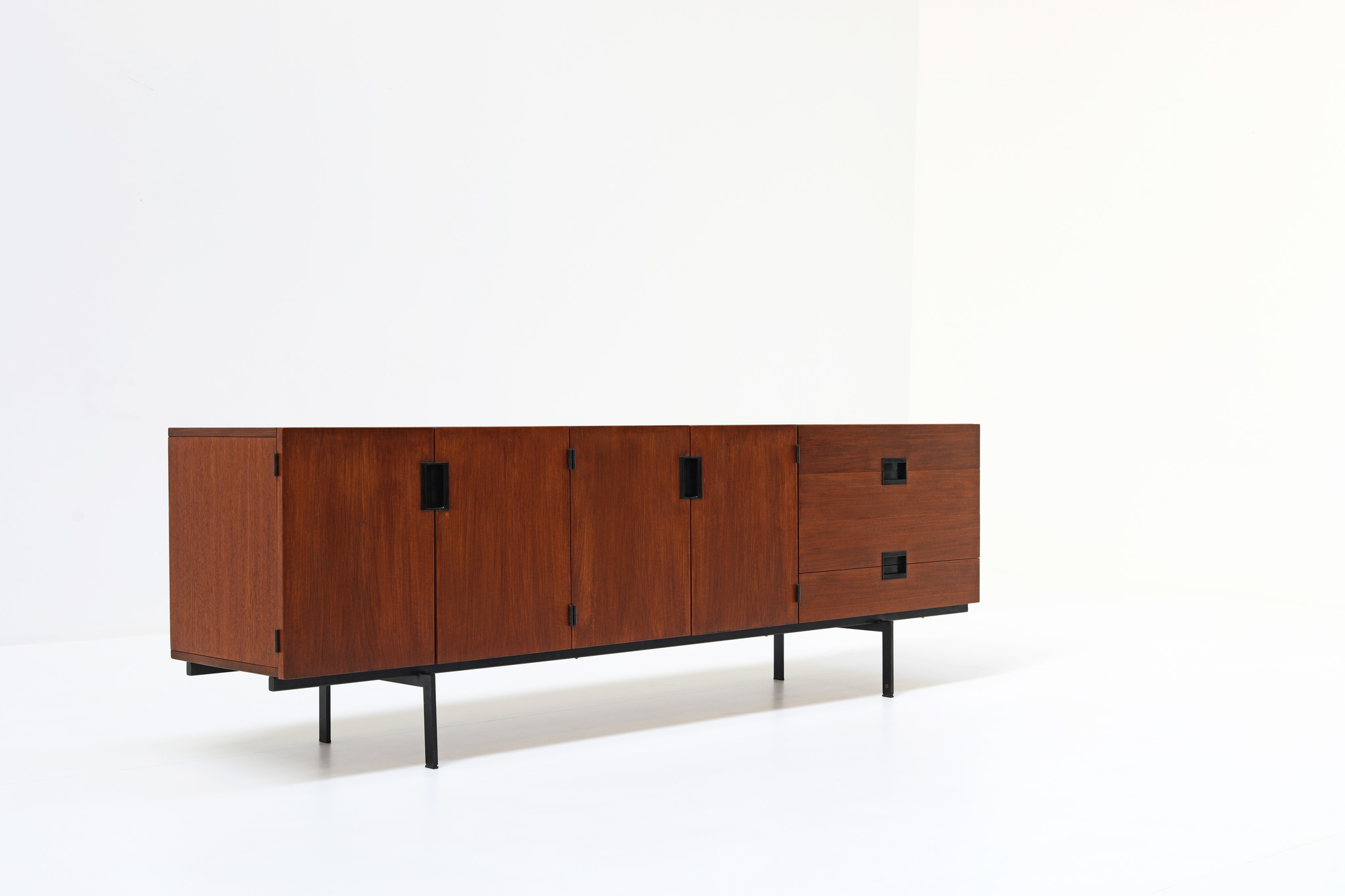 Cees Braakman sideboard voor Pastoe, 1958