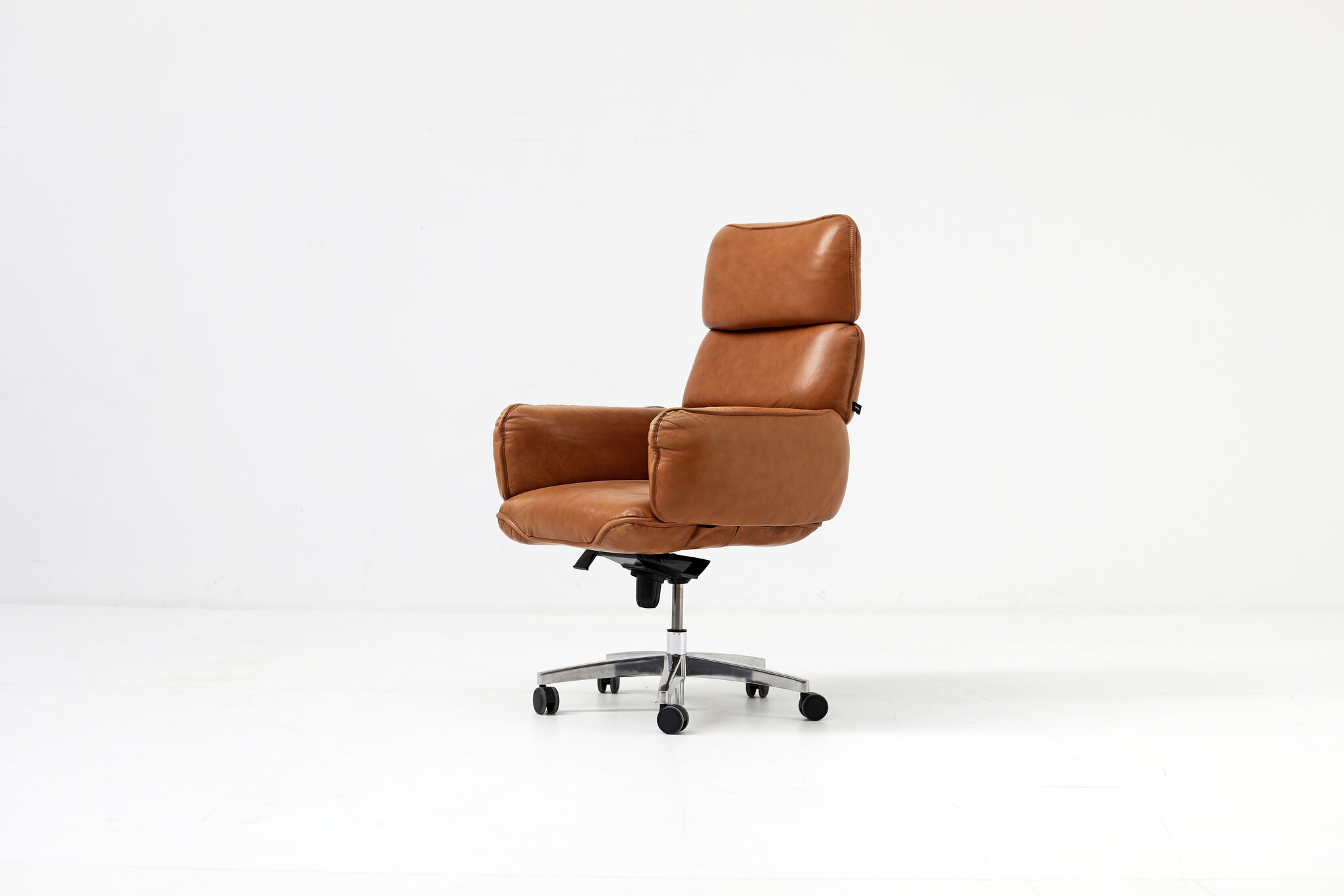 Leather office chair by Otto Zapf for Topstar