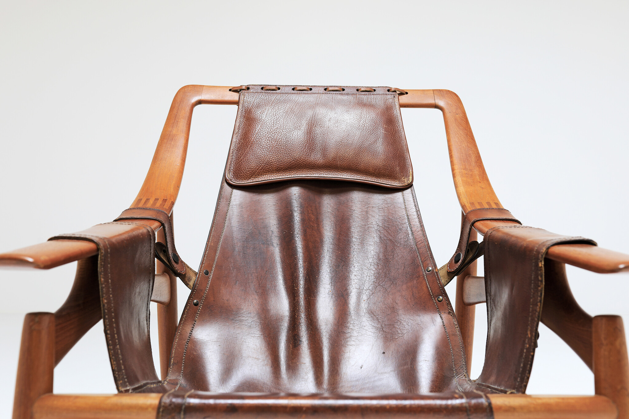Leather chair from Liceu de Artes e Ofícios from the 1960s